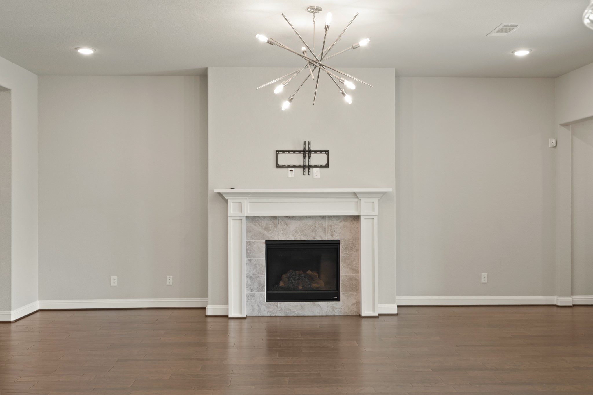 Katy, Texas, 77494, United States, 4 Bedrooms Bedrooms, ,3 BathroomsBathrooms,Residential,For Sale,1903819