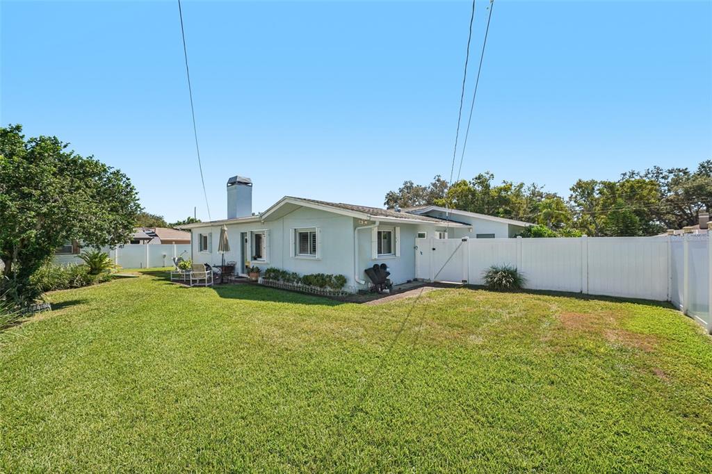 Largo, Florida, 33770, United States, 4 Bedrooms Bedrooms, ,2 BathroomsBathrooms,Residential,For Sale,1963709