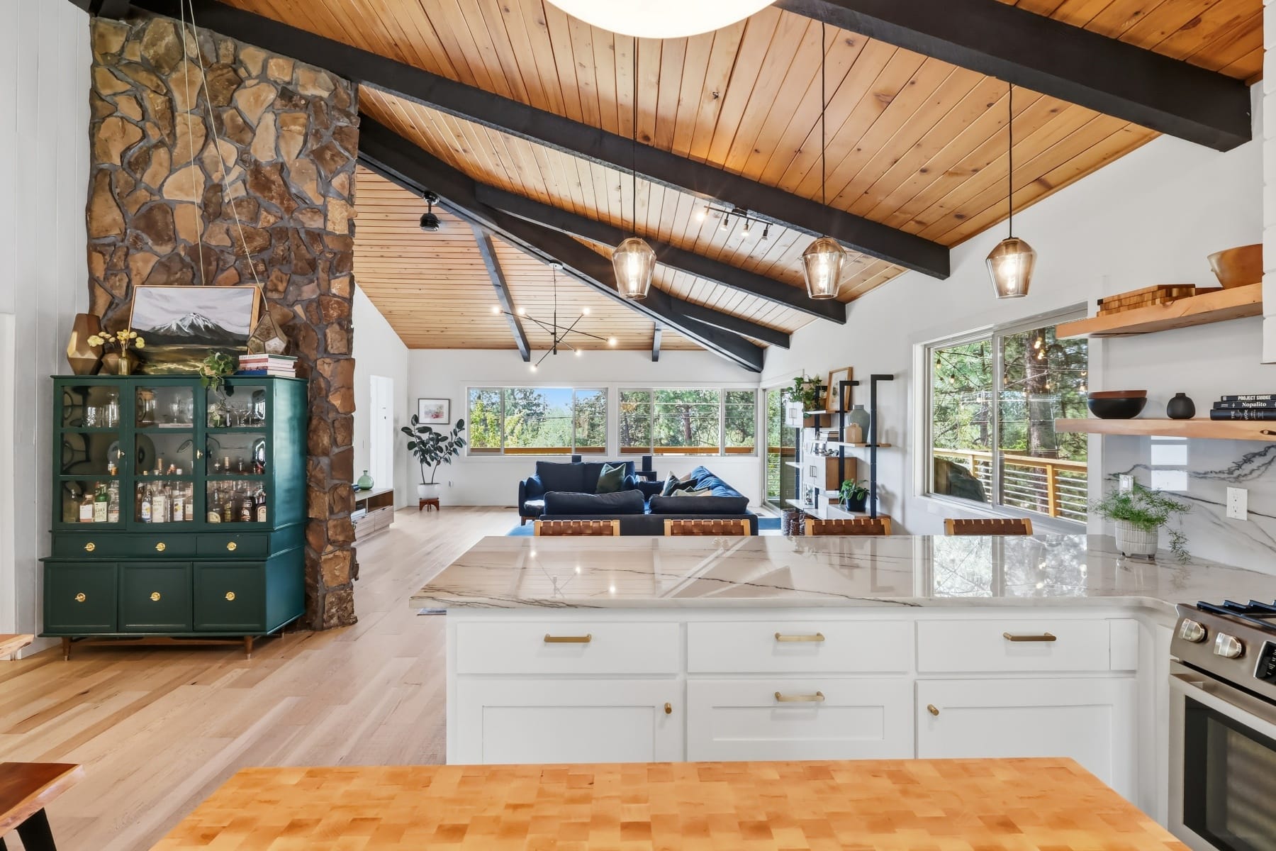  1340 NW Trenton Avenue Bend, OR 97703 - 物件實景