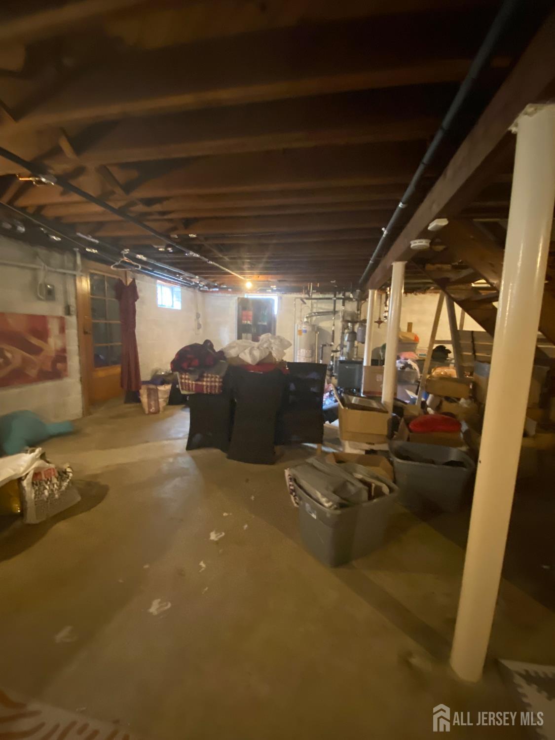 East Brunswick, New Jersey, 08816, United States, 5 Bedrooms Bedrooms, ,2 BathroomsBathrooms,Residential,For Sale,1956516