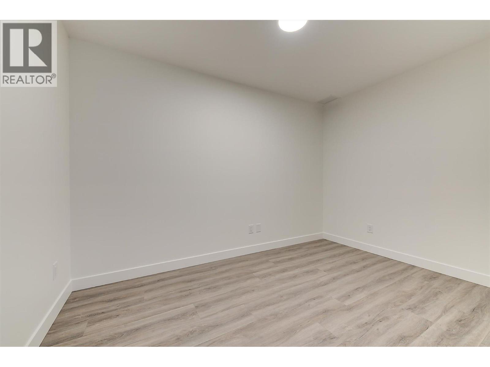 WEST KELOWNA, British Columbia, V1Z 2A9, CA, 2 Bedrooms Bedrooms, ,2 BathroomsBathrooms,Residential,For Sale,1947246