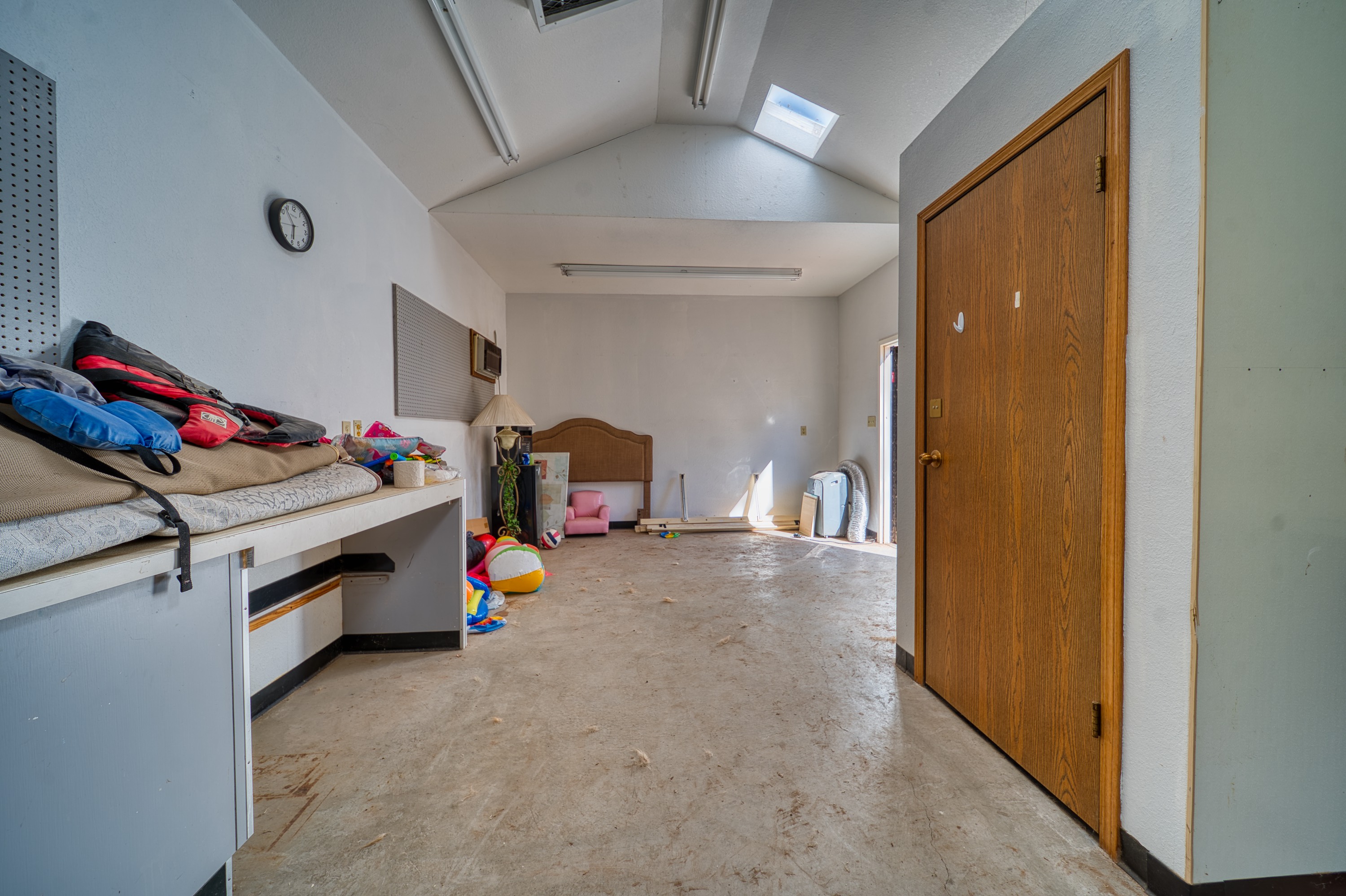 Carlsbad, New Mexico, 88220, United States, 4 Bedrooms Bedrooms, ,3 BathroomsBathrooms,Residential,For Sale,1974897