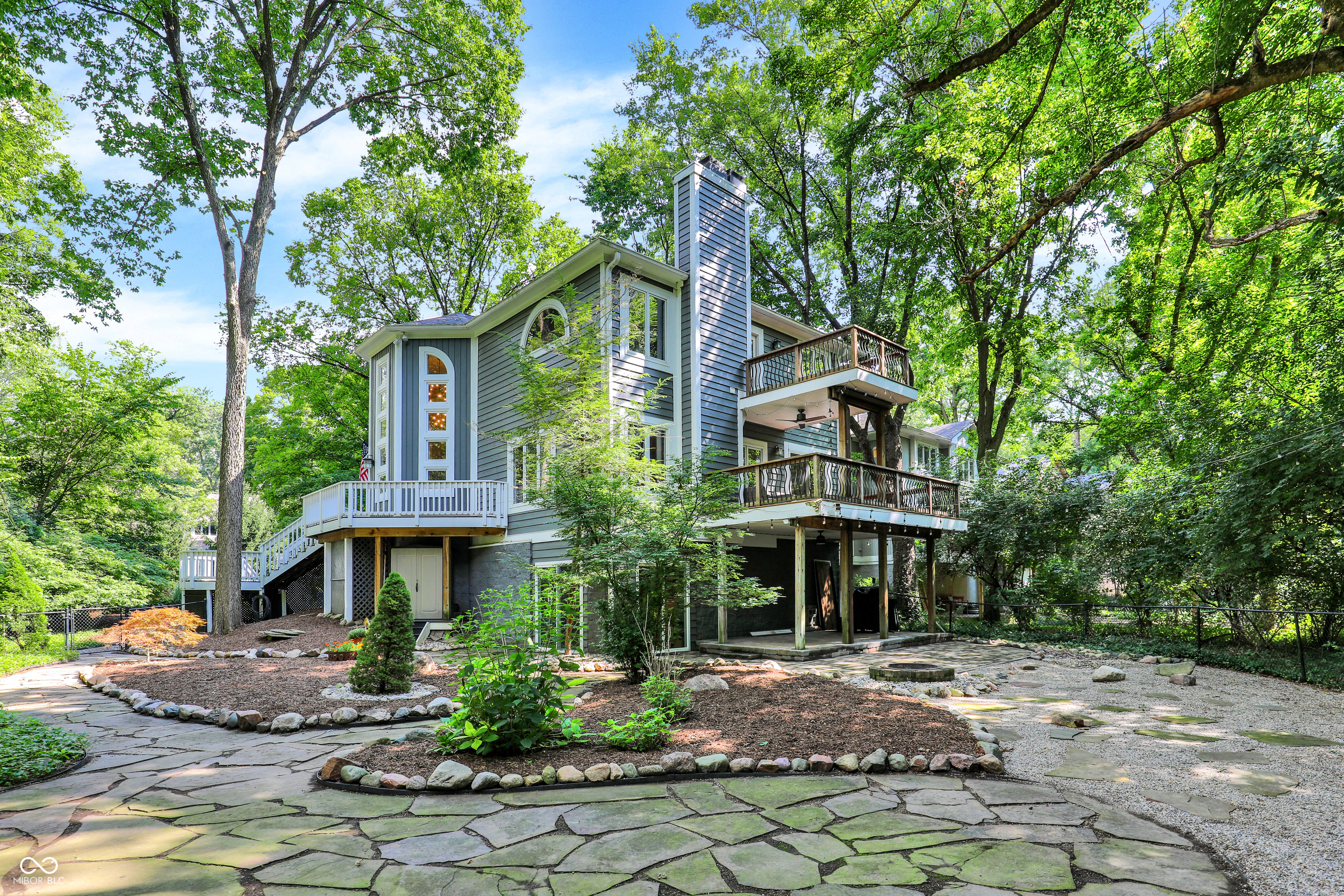 Indianapolis, Indiana, 46240, United States, 4 Bedrooms Bedrooms, ,3 BathroomsBathrooms,Residential,For Sale,1974215