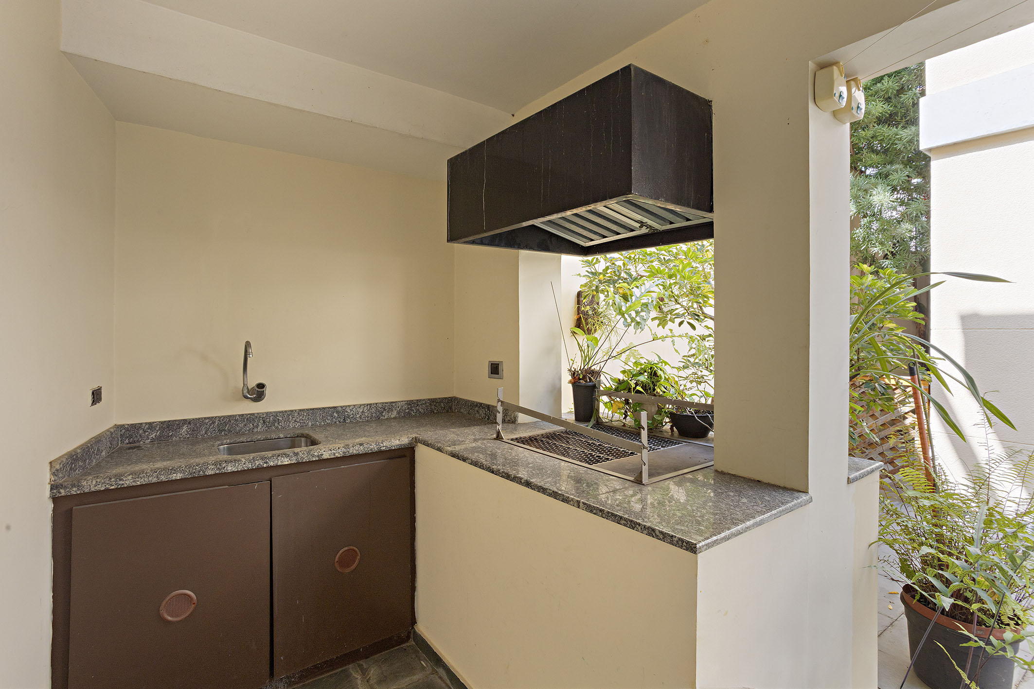  House in Jardim Luzitânia with renovation potential and garden - 物件實景