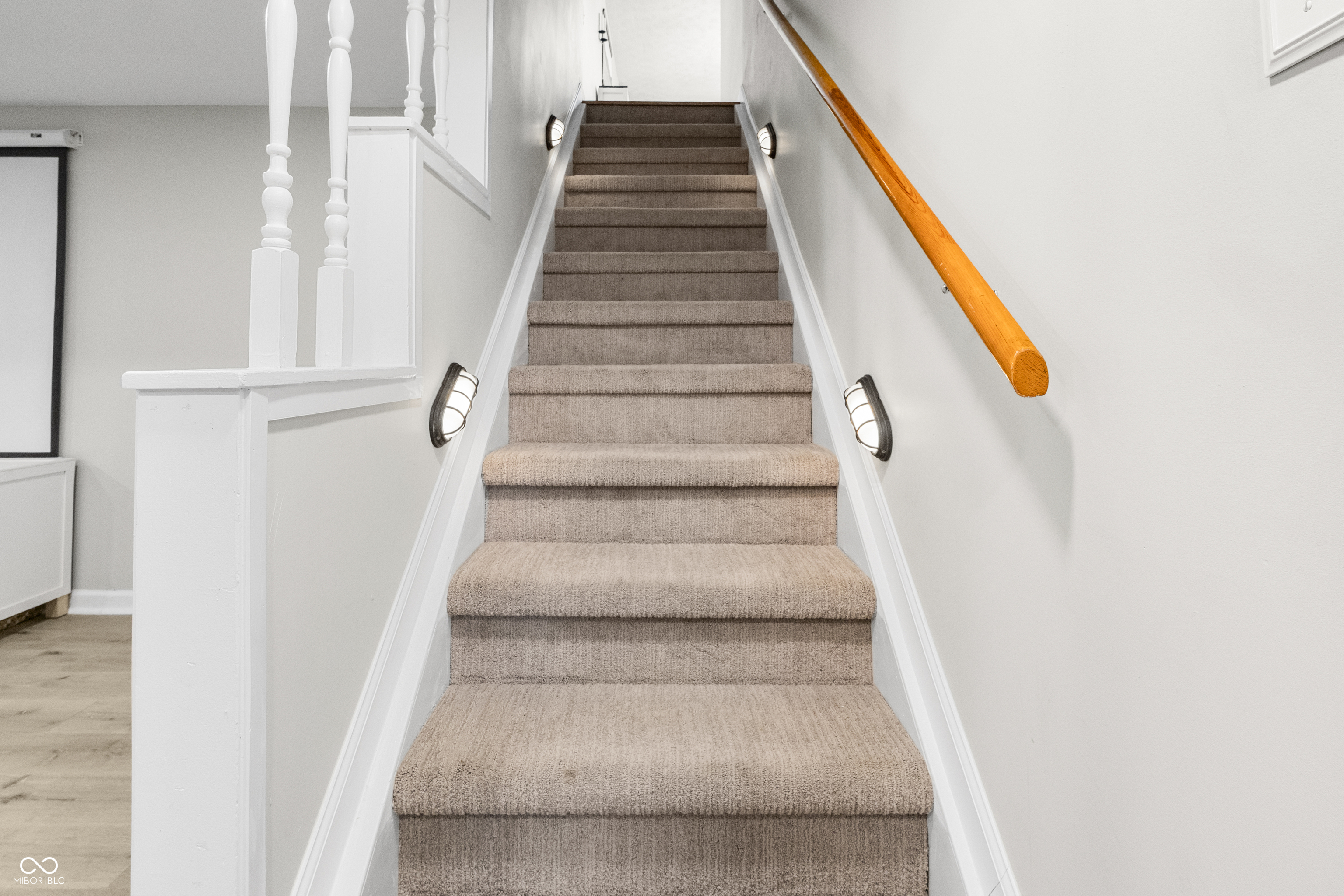 Whiteland, Indiana, 46184, United States, 3 Bedrooms Bedrooms, ,4 BathroomsBathrooms,Residential,For Sale,2007779