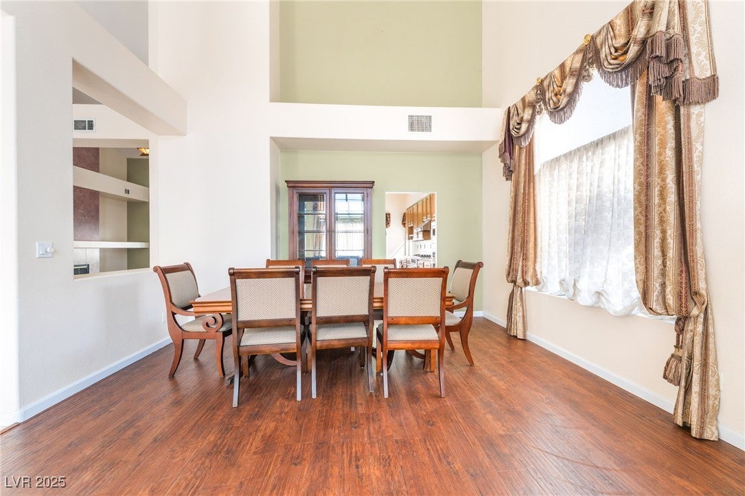 Las Vegas, Nevada, 89110, United States, 6 Bedrooms Bedrooms, ,3 BathroomsBathrooms,Residential,For Sale,1987091