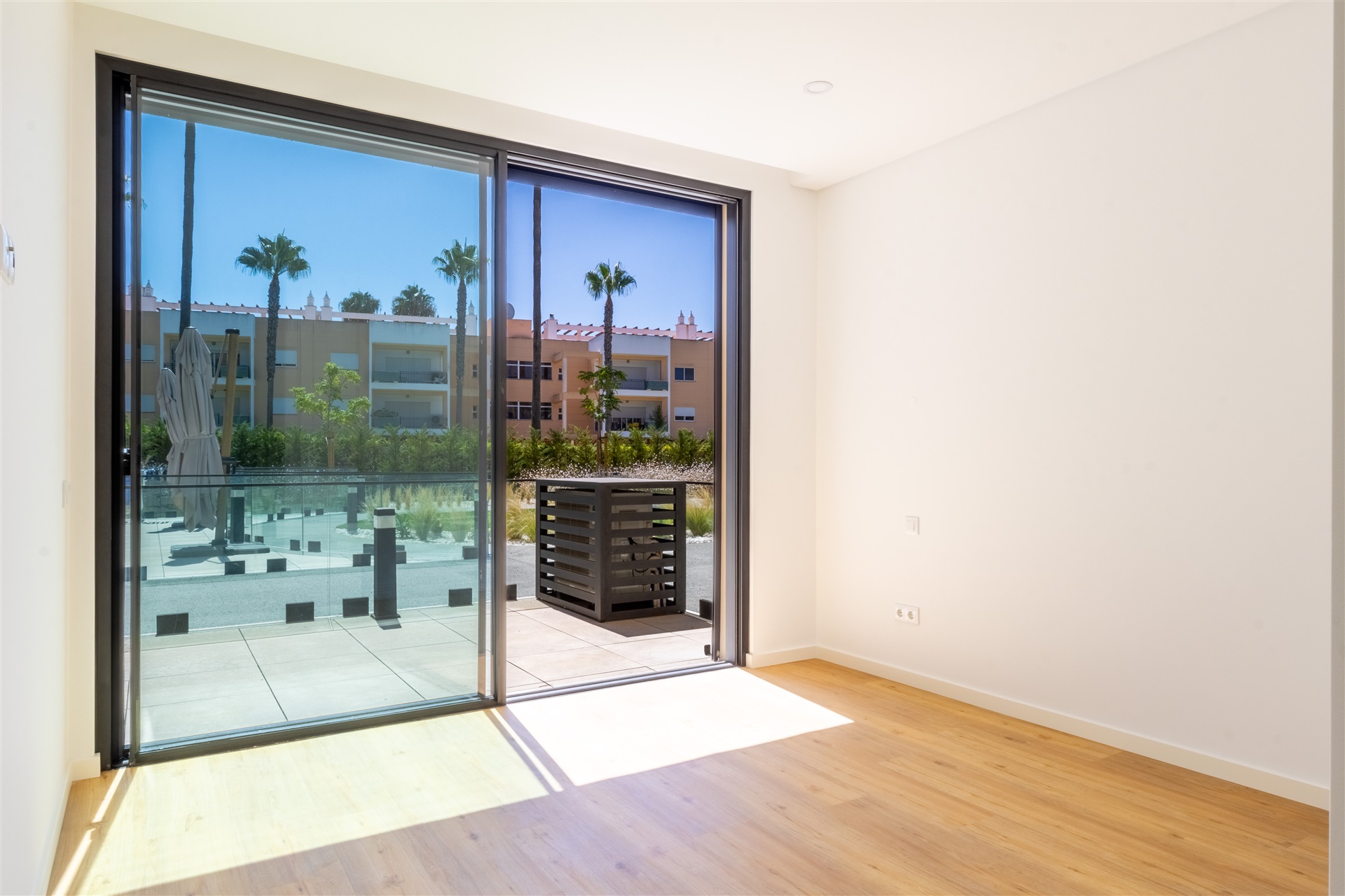  Flat, 2 bedrooms, for Sale - 物件實景