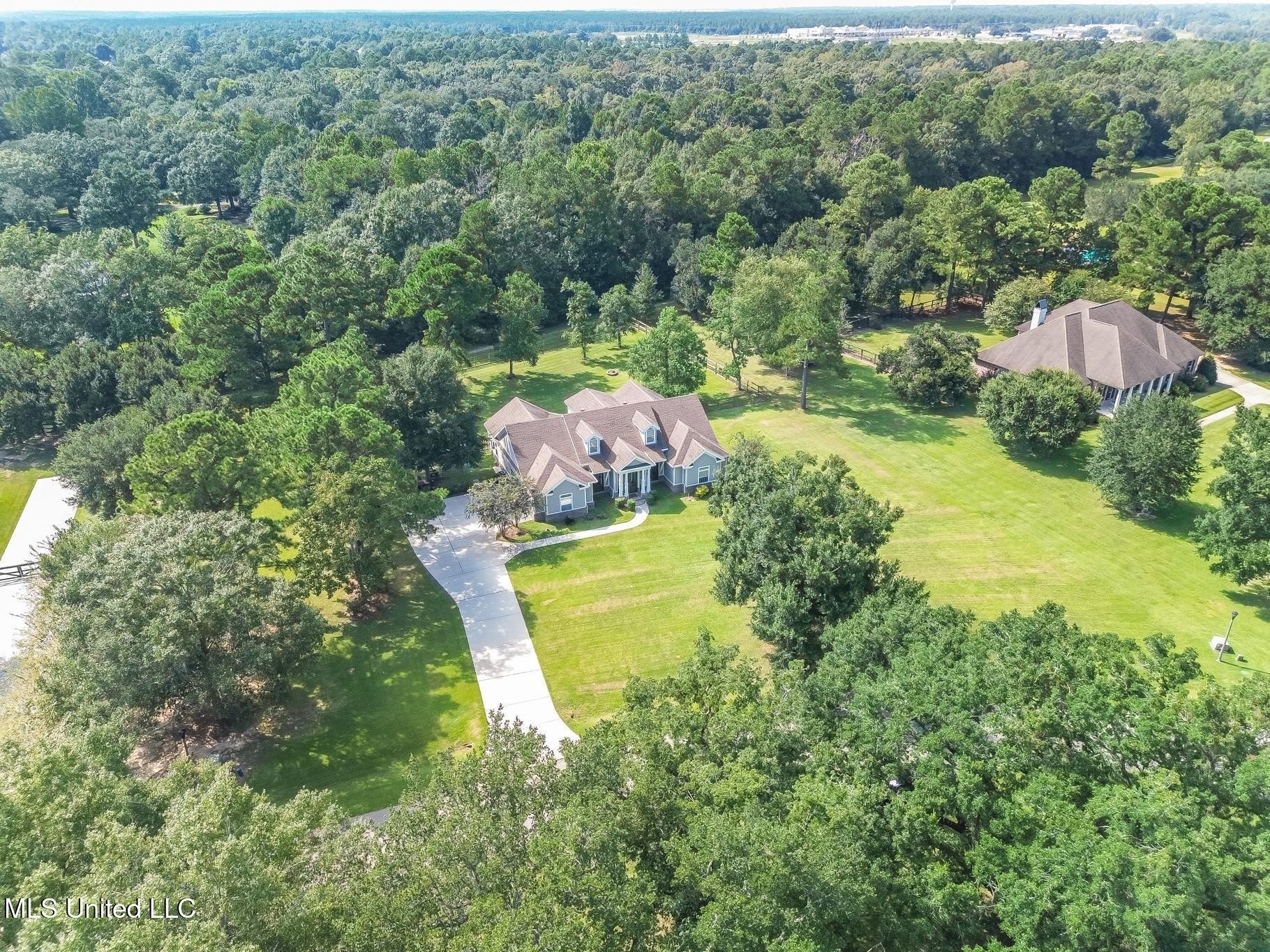 Pass Christian, Mississippi, 39571, United States, 3 Bedrooms Bedrooms, ,4 BathroomsBathrooms,Residential,For Sale,1943647