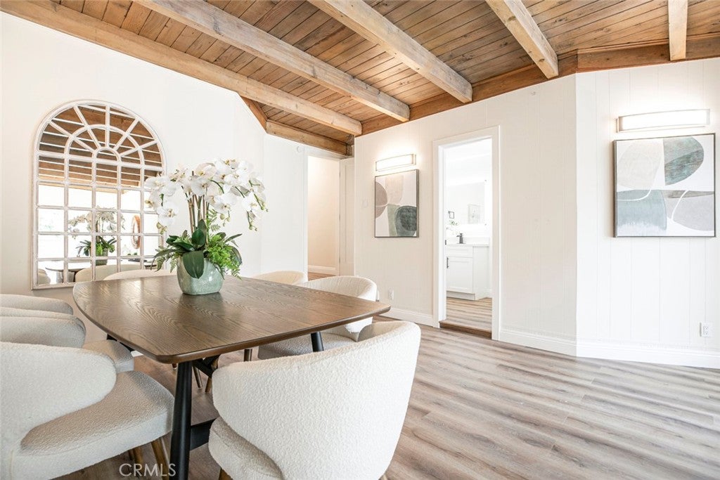 Los Angeles, California, 90066, United States, 3 Bedrooms Bedrooms, ,1 BathroomBathrooms,Residential,For Sale,1938749
