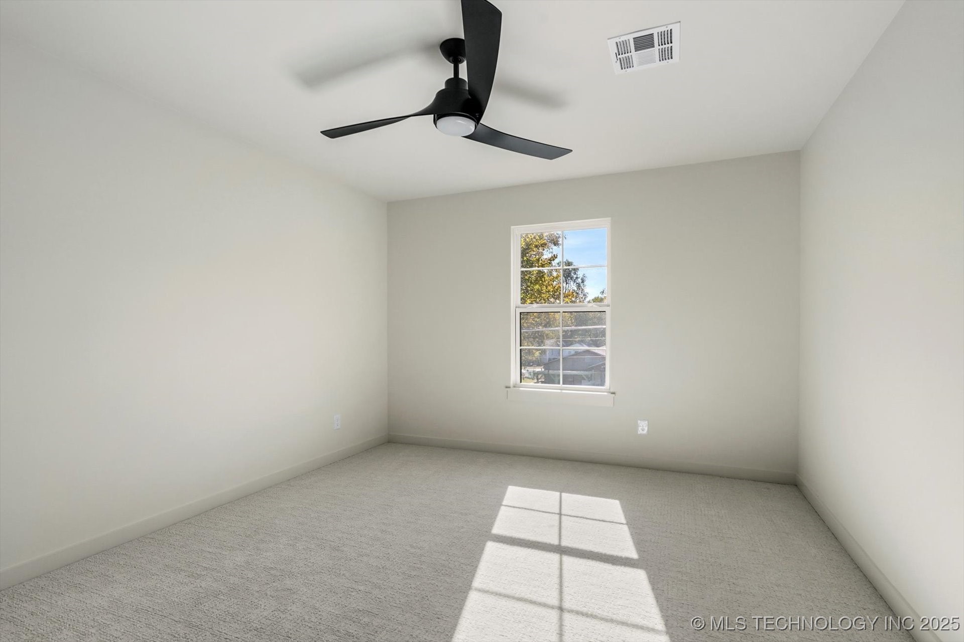 Broken Arrow, Oklahoma, 74012, United States, 5 Bedrooms Bedrooms, ,3 BathroomsBathrooms,Residential,For Sale,1991431