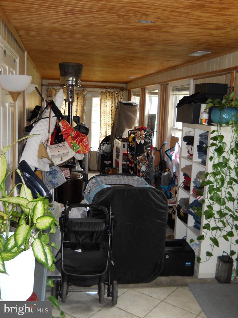 Fairfax, Virginia, 22030, United States, 4 Bedrooms Bedrooms, ,4 BathroomsBathrooms,Residential,For Sale,1991943