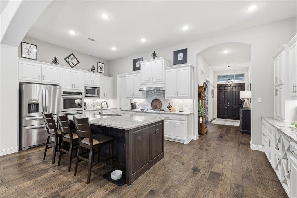 Little Elm, Texas, 75068, United States, 4 Bedrooms Bedrooms, ,4 BathroomsBathrooms,Residential,For Sale,1985757