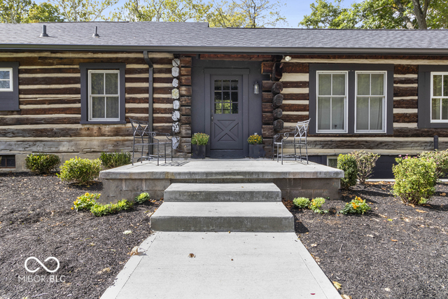 Zionsville, Indiana, 46077, United States, 4 Bedrooms Bedrooms, ,3 BathroomsBathrooms,Residential,For Sale,1942327