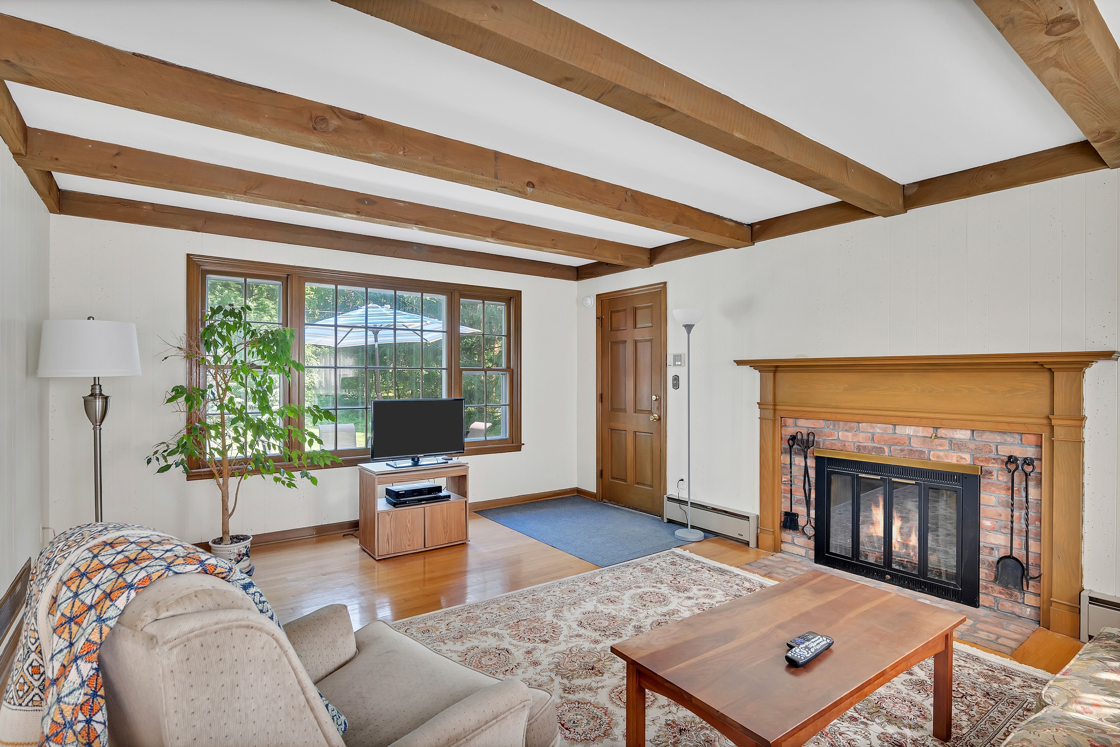  16 Longwood Drive, Bethlehem, NY, 12054 - 物件實景