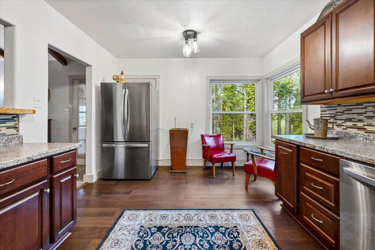 Nevada City, California, 95959, United States, 3 Bedrooms Bedrooms, ,2 BathroomsBathrooms,Residential,For Sale,2037300
