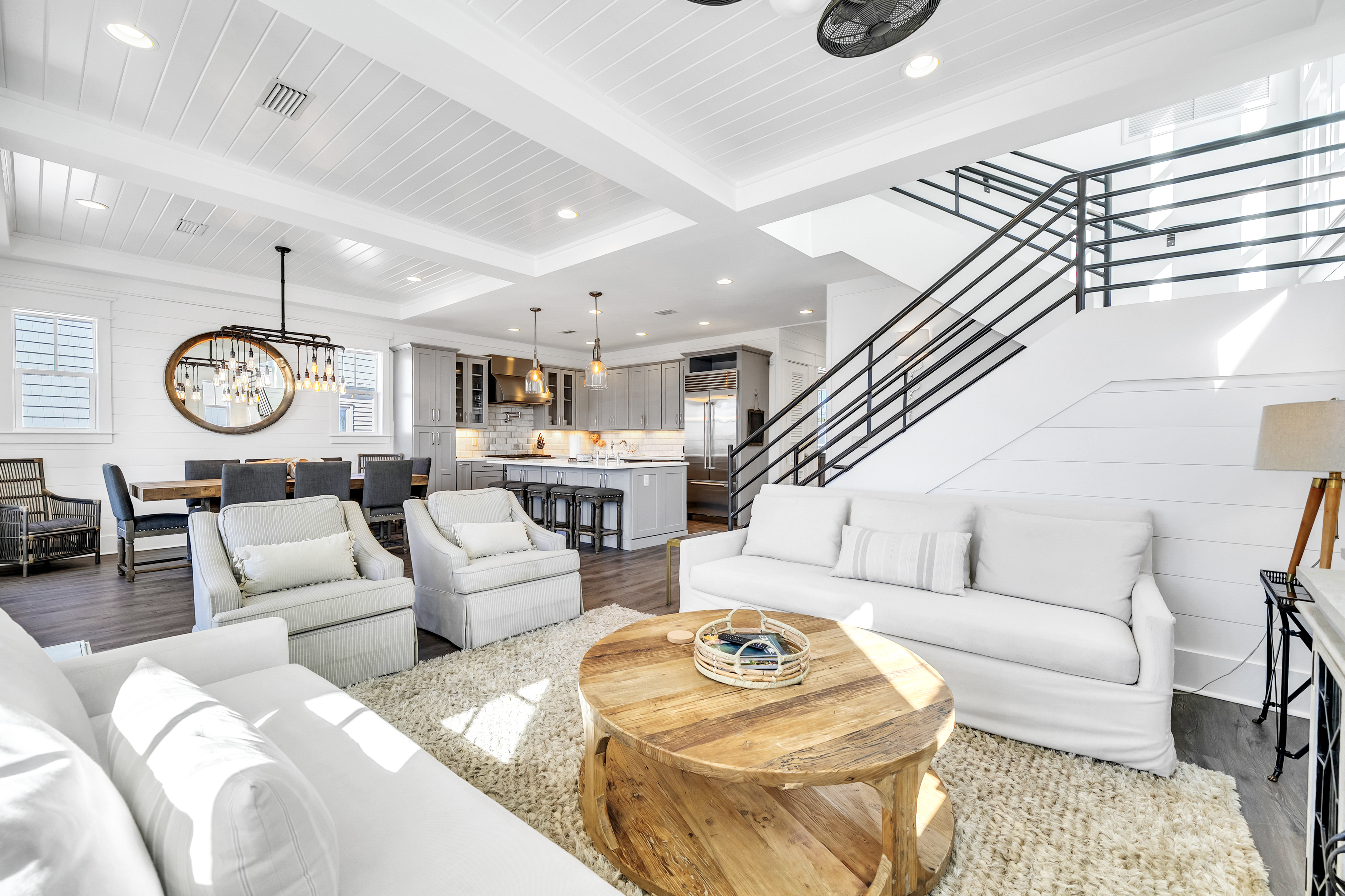  Iconic Grayton Beachfront Retreat with Elevator, Pool & Ample Parking - 物件實景