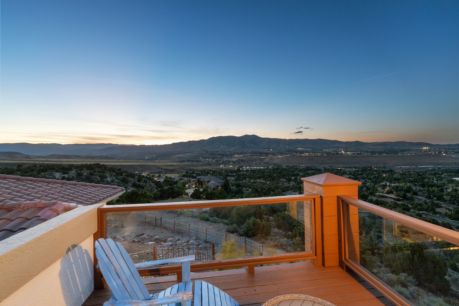  Elevated Living. Endless Views. - 物件實景