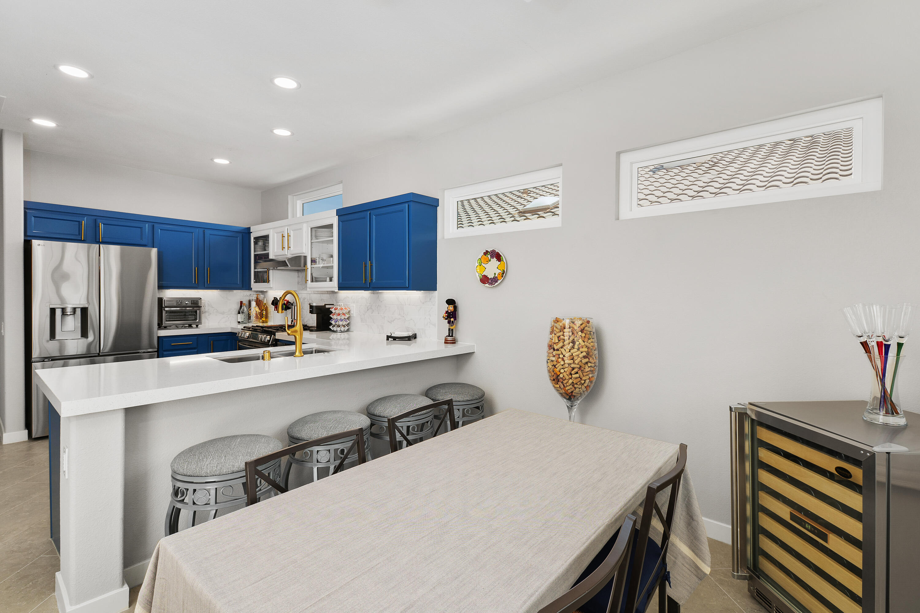 Palm Desert, California, 92211, United States, 2 Bedrooms Bedrooms, ,2 BathroomsBathrooms,Residential,For Sale,1874848