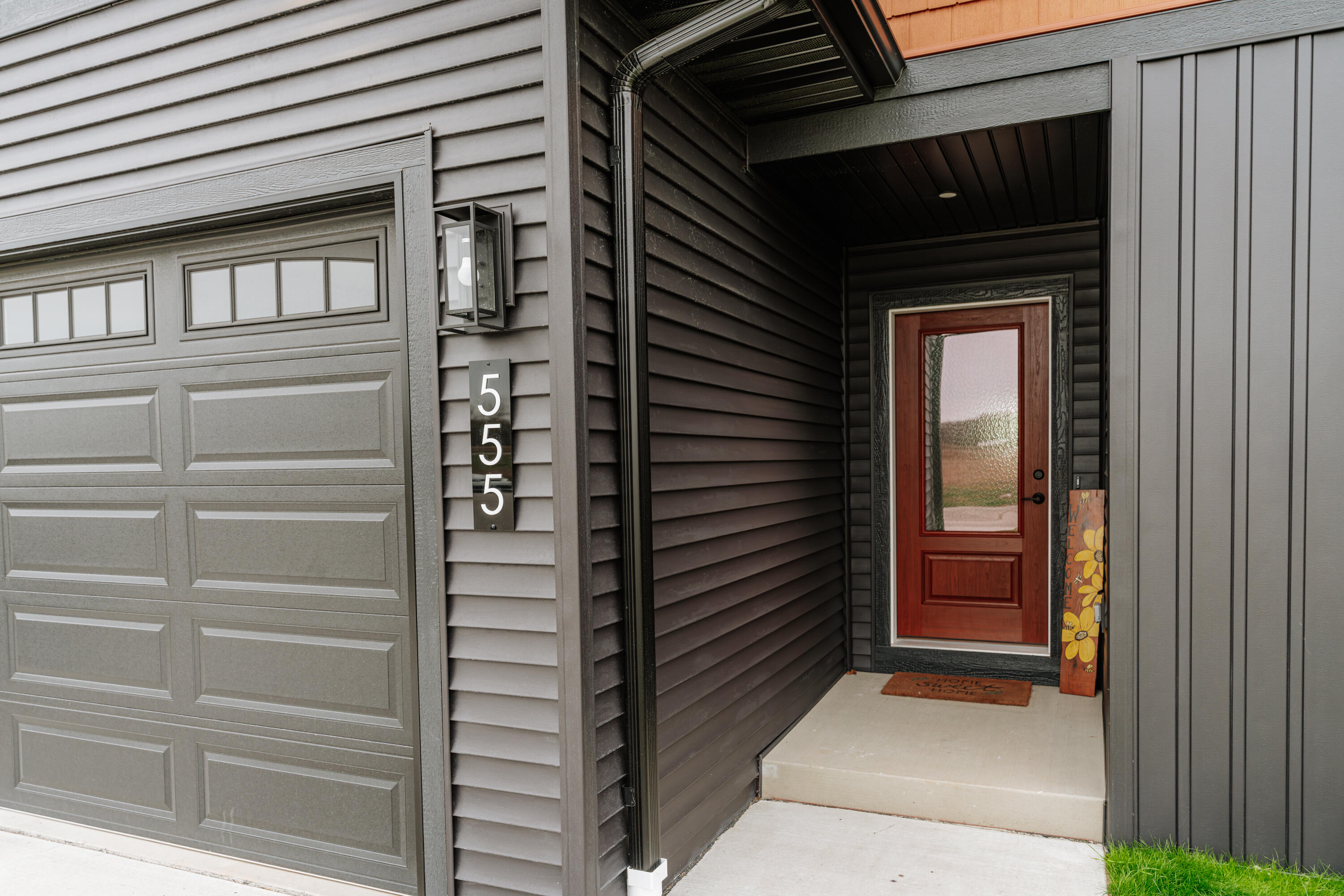 Random Lake, Wisconsin, 53075, United States, 3 Bedrooms Bedrooms, ,2 BathroomsBathrooms,Residential,For Sale,1990952