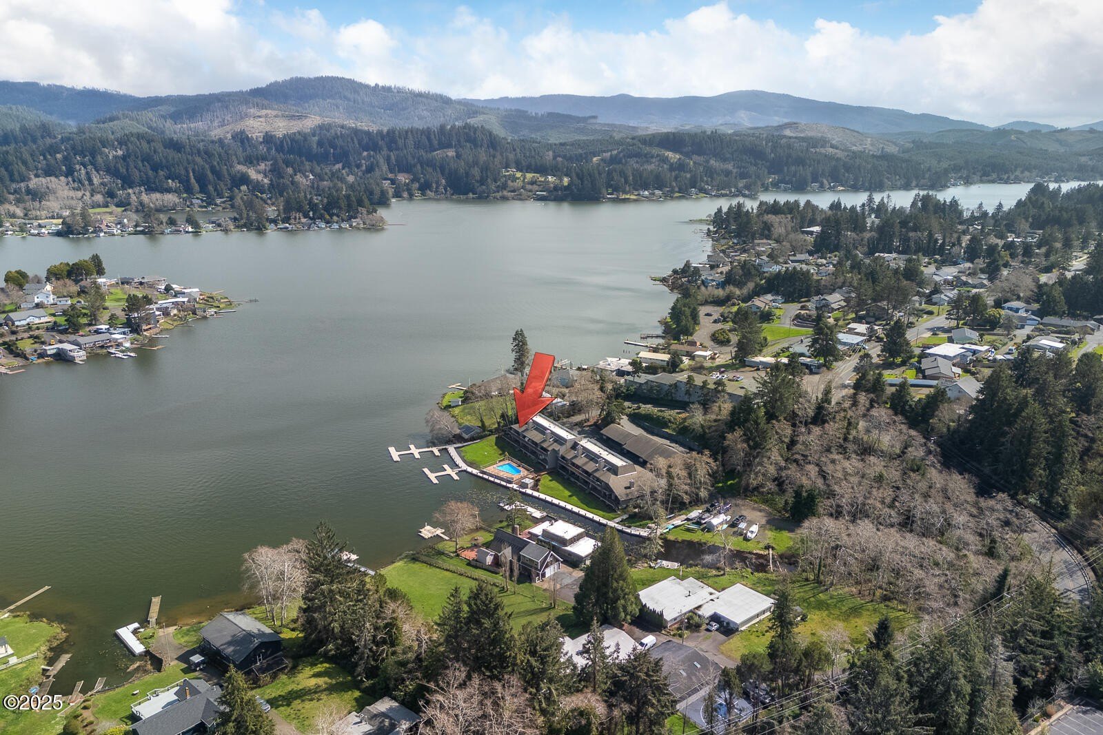 Lincoln City, Oregon, 97367, United States, 3 Bedrooms Bedrooms, ,2 BathroomsBathrooms,Residential,For Sale,1867179