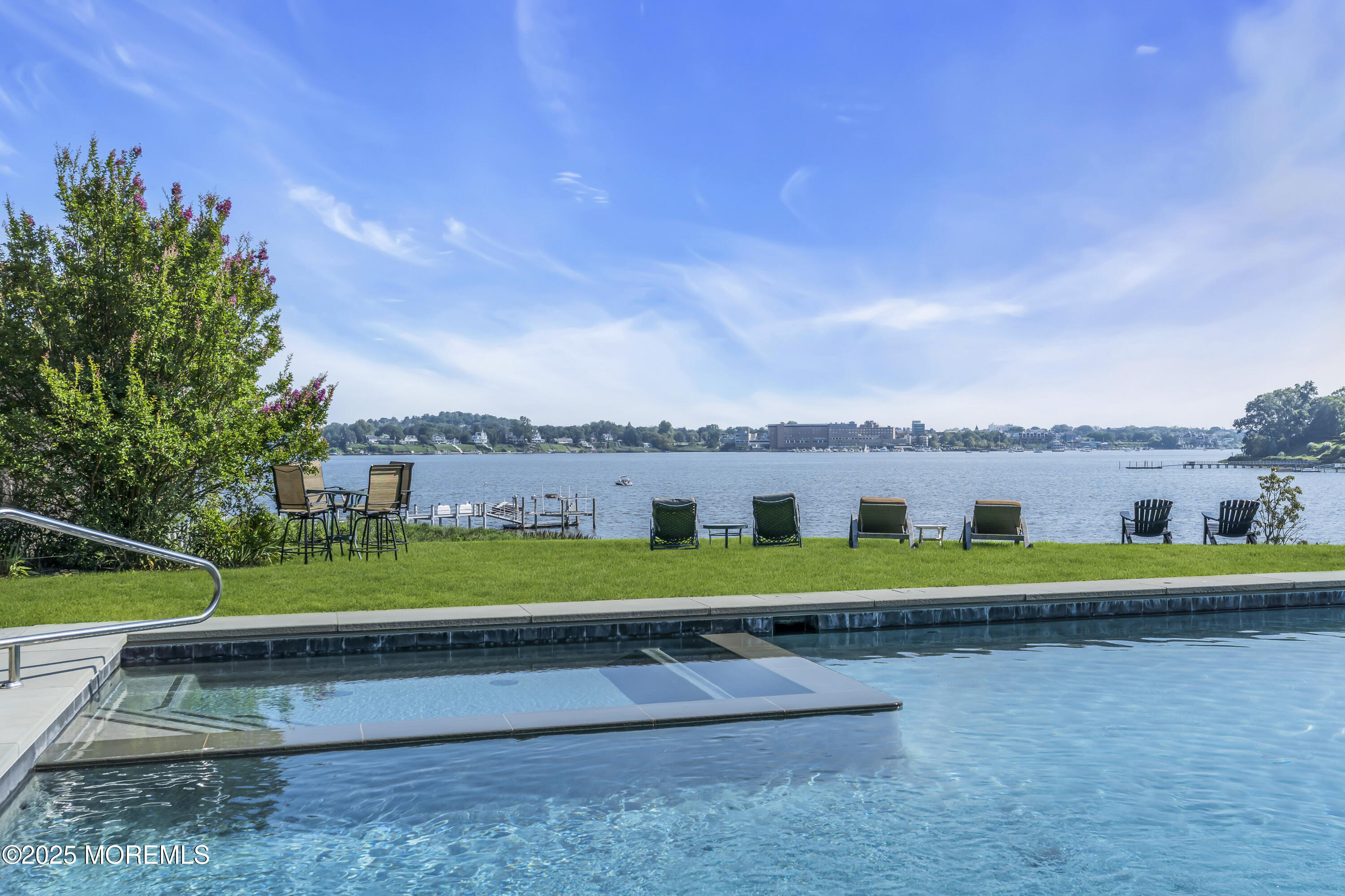 Red Bank, New Jersey, 07701, United States, 9 Bedrooms Bedrooms, ,6 BathroomsBathrooms,Residential,For Sale,1934404