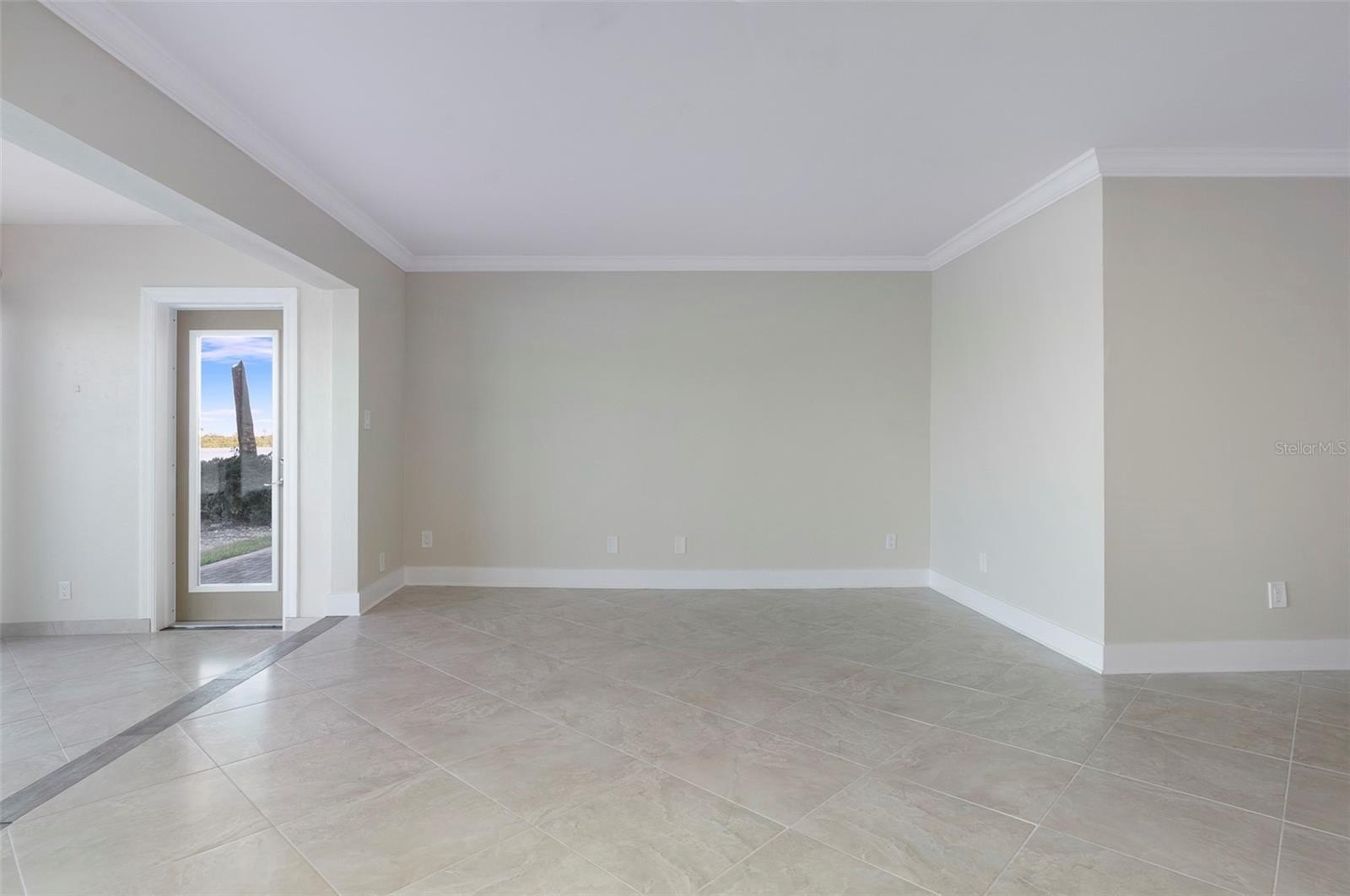 CLEARWATER BEACH, Florida, 33767, United States, 2 Bedrooms Bedrooms, ,2 BathroomsBathrooms,Residential,For Sale,2005374