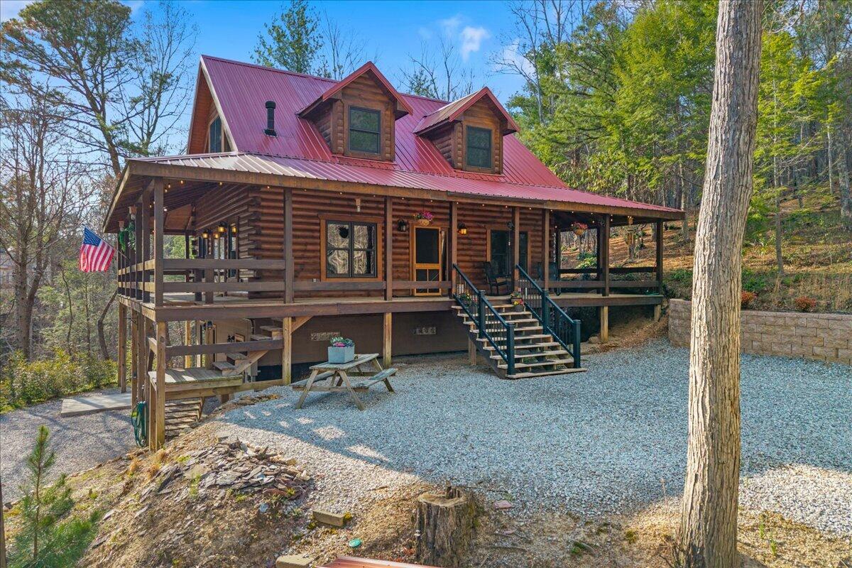 Tellico Plains, Tennessee, 37385, United States, 3 Bedrooms Bedrooms, ,3 BathroomsBathrooms,Residential,For Sale,2034978