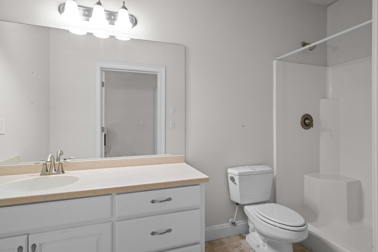 Villa Rica, Georgia, 30180, United States, 7 Bedrooms Bedrooms, ,9 BathroomsBathrooms,Residential,For Sale,1982750