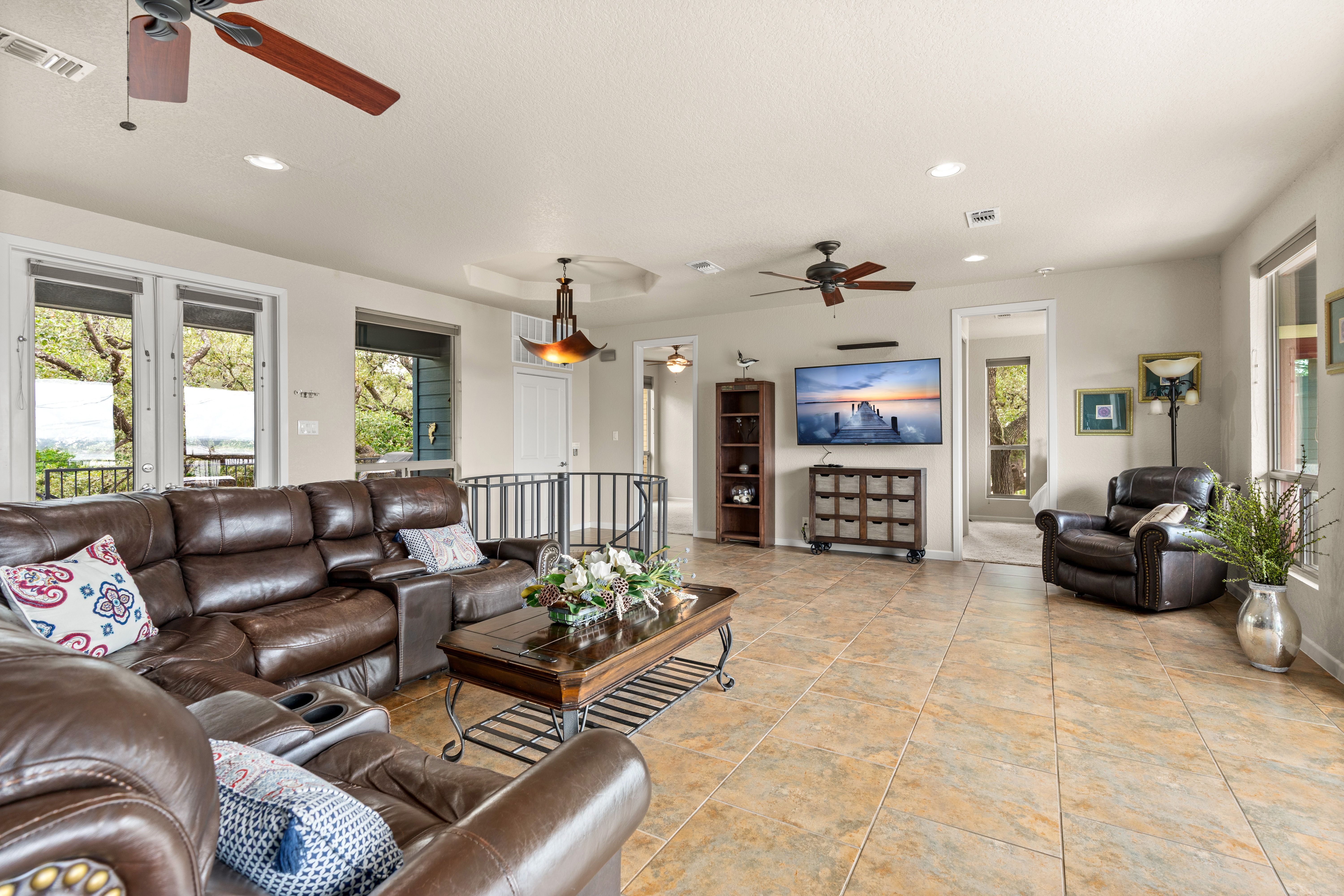  Canyon Lake Living at its Best - 物件實景
