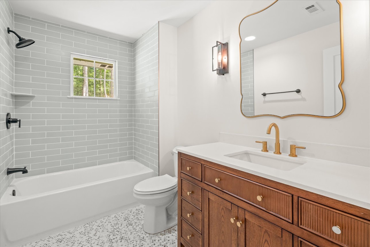 Carrollton, Georgia, 30116, United States, 4 Bedrooms Bedrooms, ,3 BathroomsBathrooms,Residential,For Sale,2005638