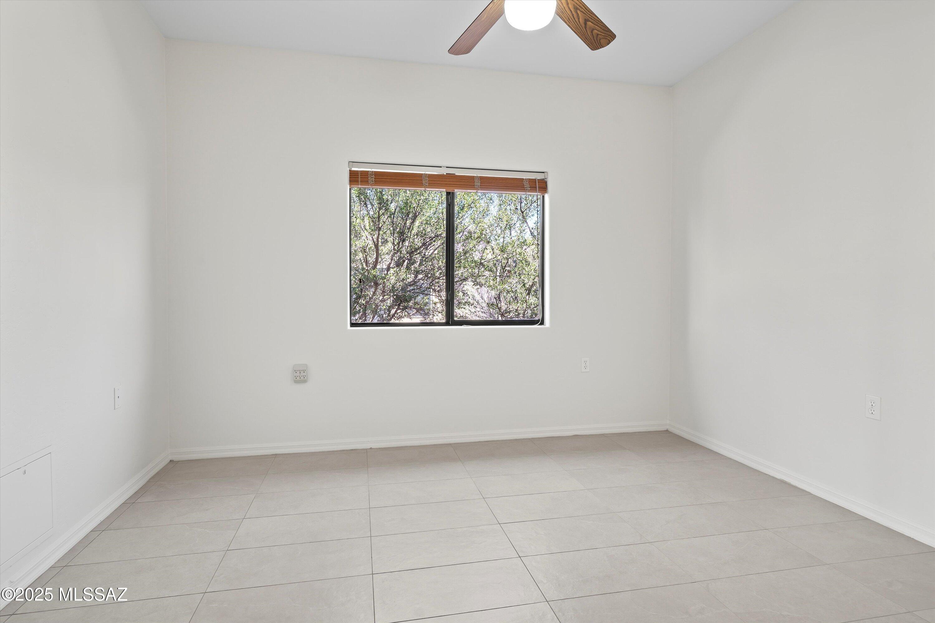 Green Valley, Arizona, 85614, United States, 2 Bedrooms Bedrooms, ,3 BathroomsBathrooms,Residential,For Sale,1971265