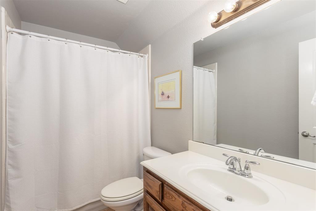 McKinney, Texas, 75070, United States, 5 Bedrooms Bedrooms, ,4 BathroomsBathrooms,Residential,For Sale,1993203