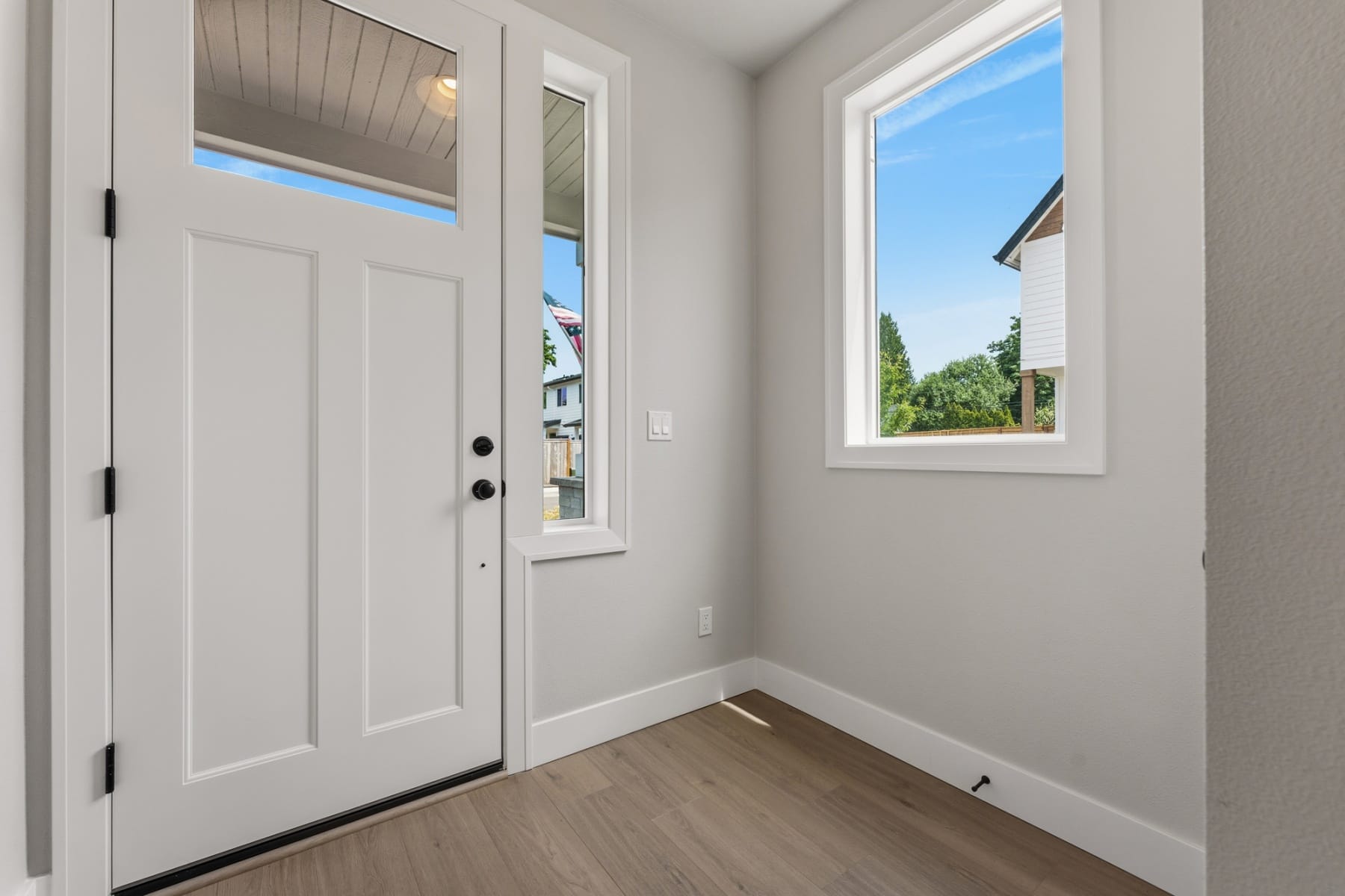  2414 SE MAYBROOK LN Milwaukie, OR 97222 - 物件實景