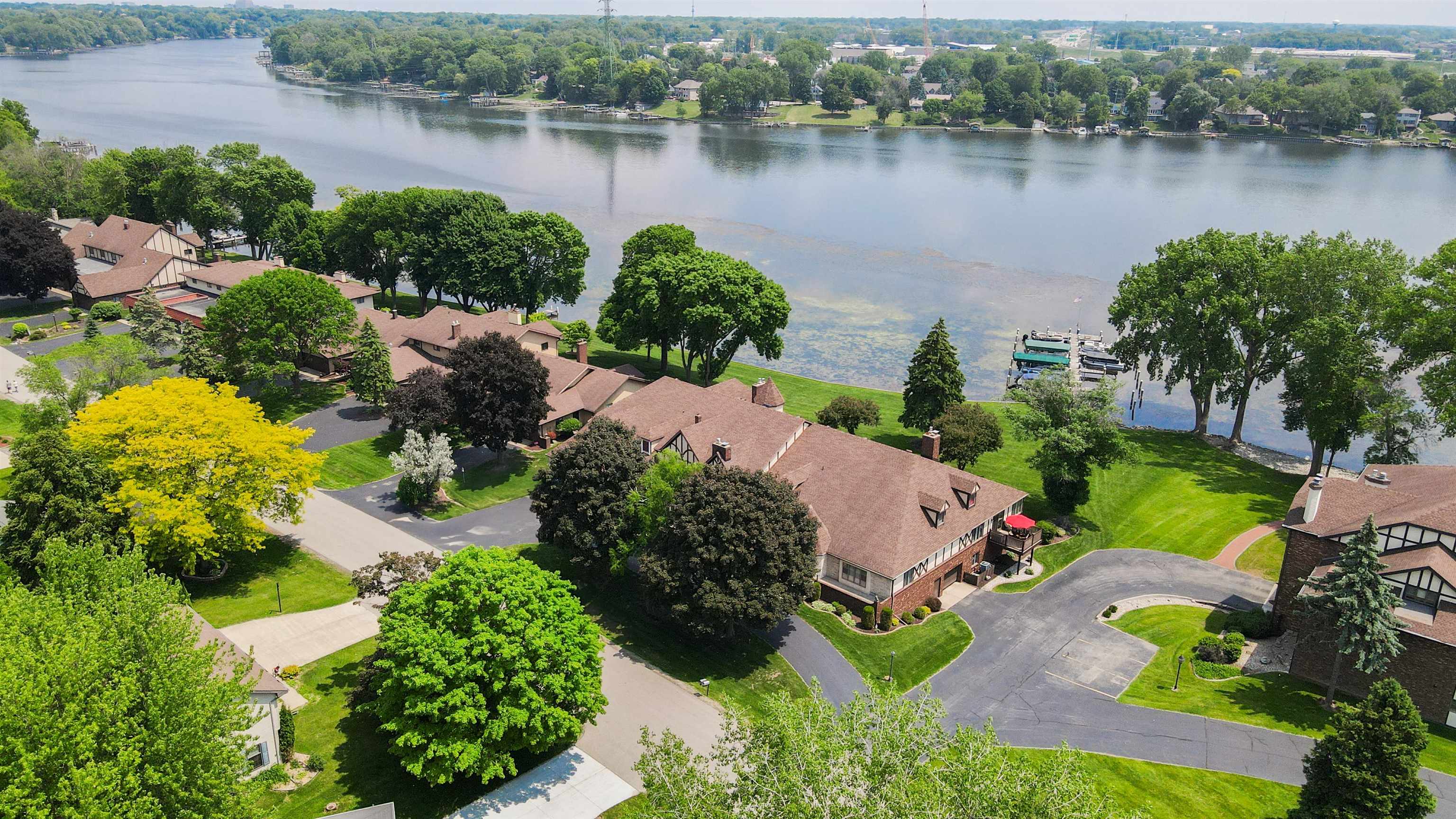 APPLETON, Wisconsin, 54914, United States, 3 Bedrooms Bedrooms, ,3 BathroomsBathrooms,Residential,For Sale,1911879