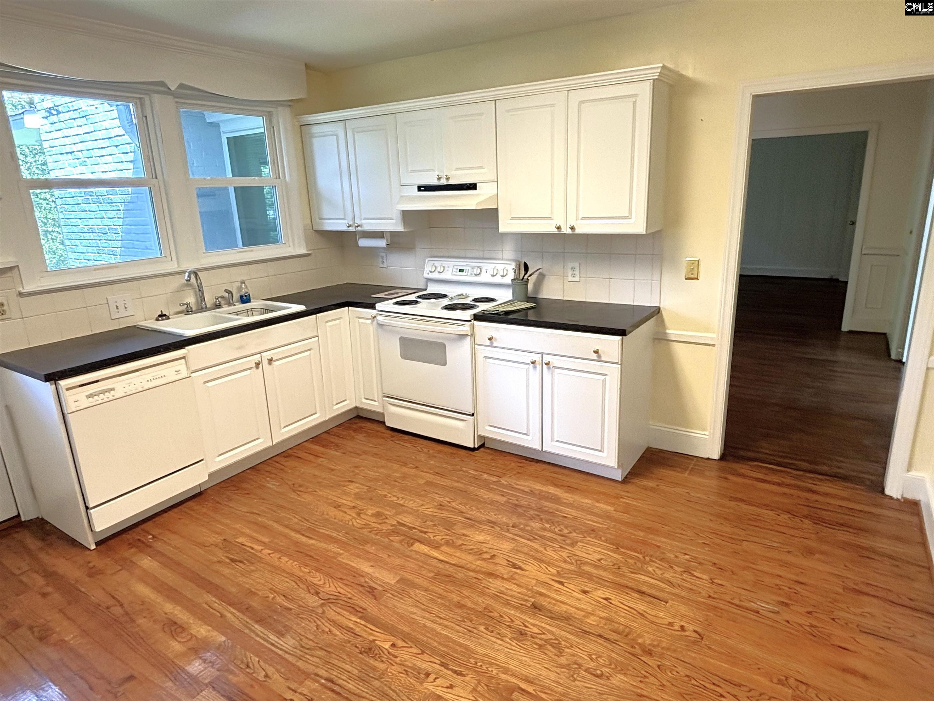 Columbia, South Carolina, 29204, United States, 3 Bedrooms Bedrooms, ,2 BathroomsBathrooms,Residential,For Sale,1901006