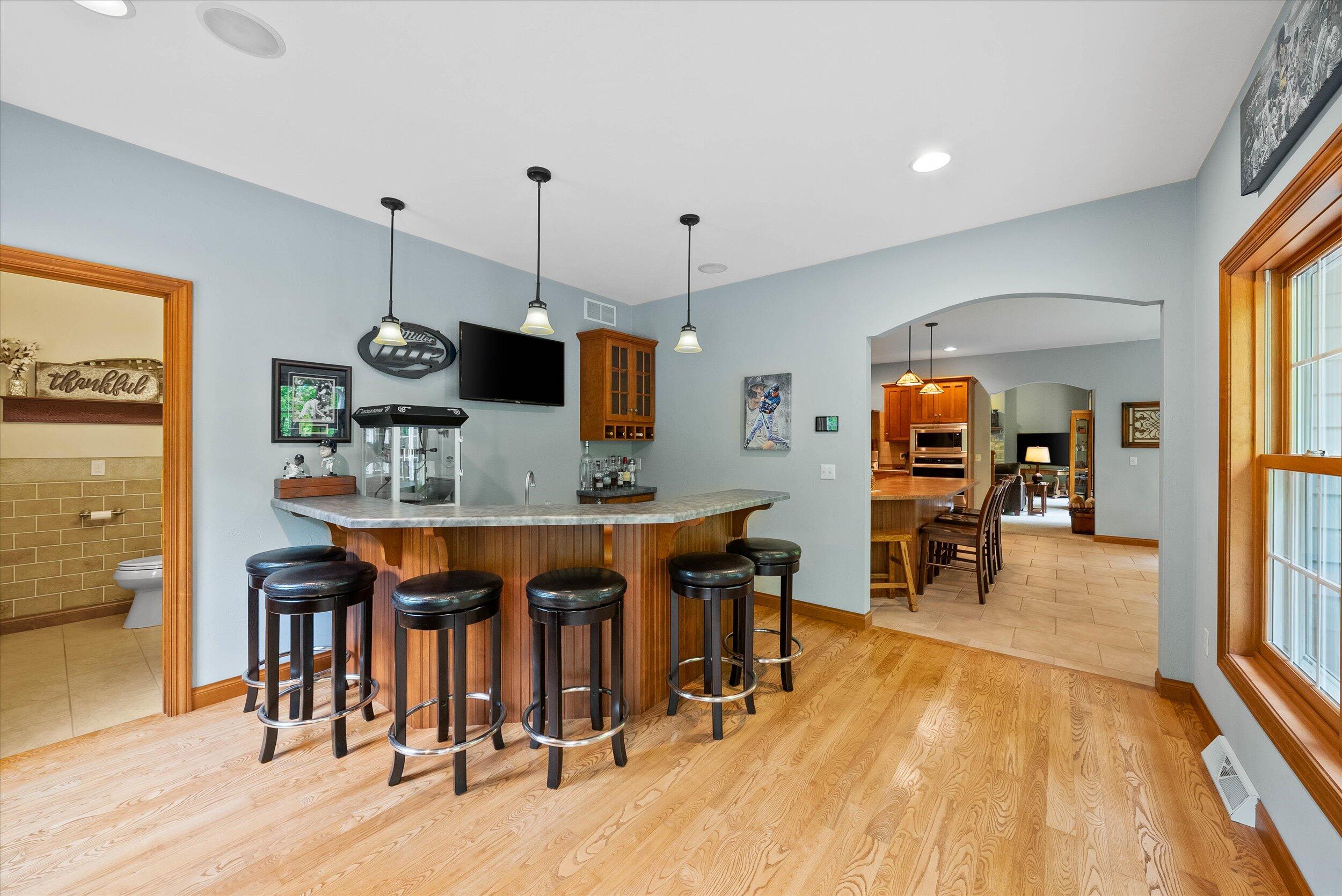 West Bend, Wisconsin, 53095, United States, 4 Bedrooms Bedrooms, ,4 BathroomsBathrooms,Residential,For Sale,1847652
