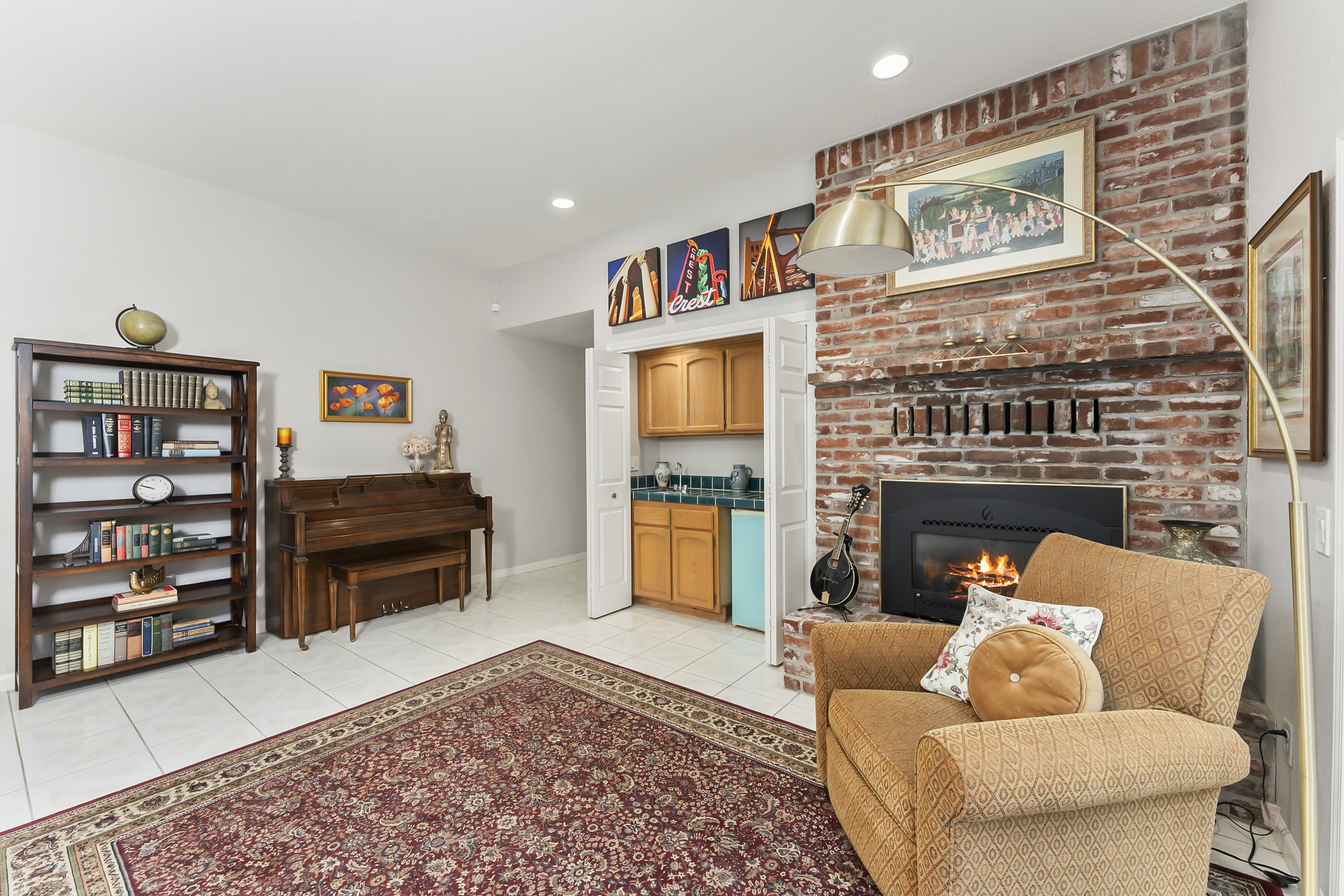  2230 Hillcrest Way, Carmichael, CA 95608 - 物件實景