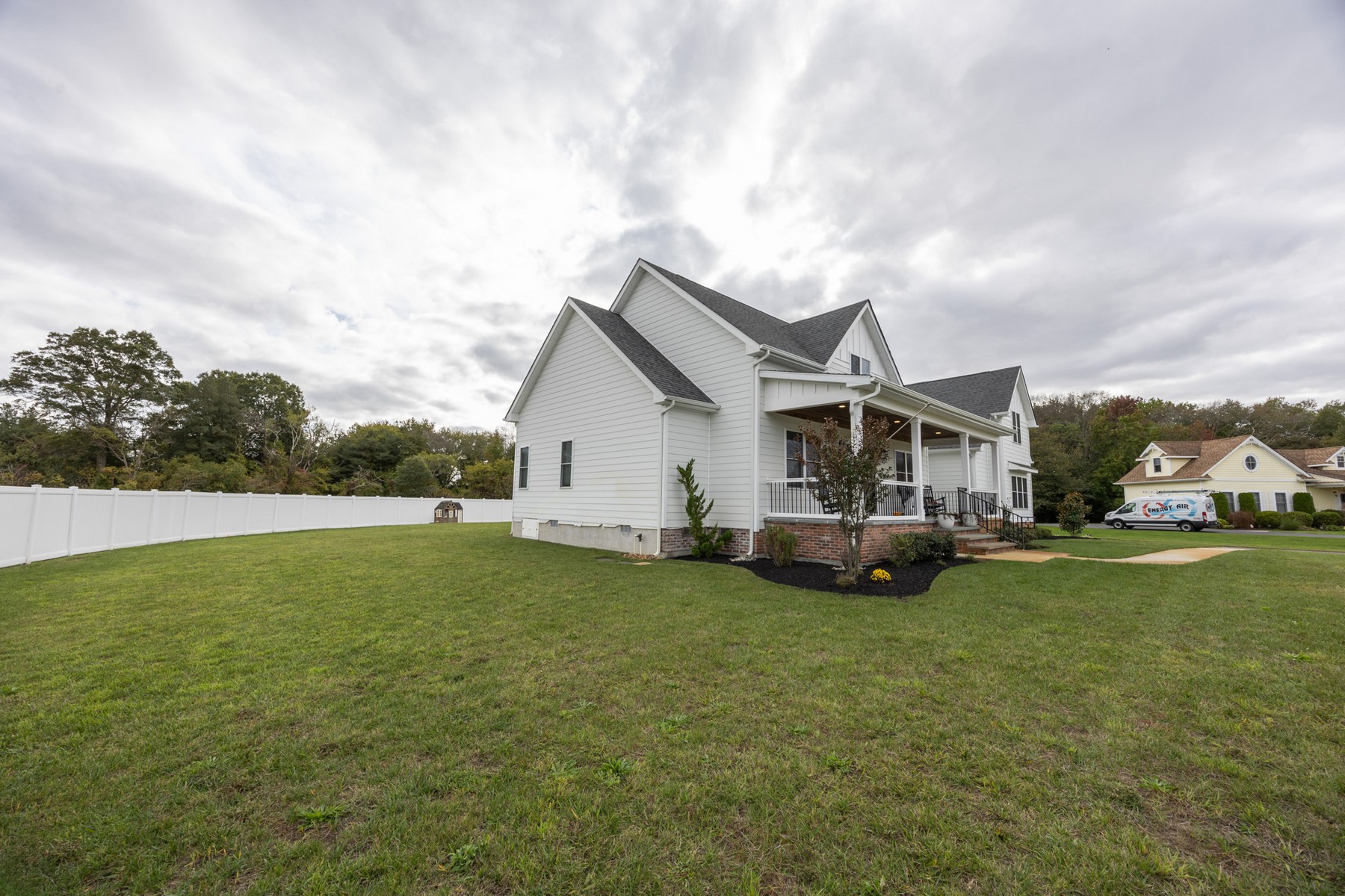  28 Queen Anne Court - 物件實景