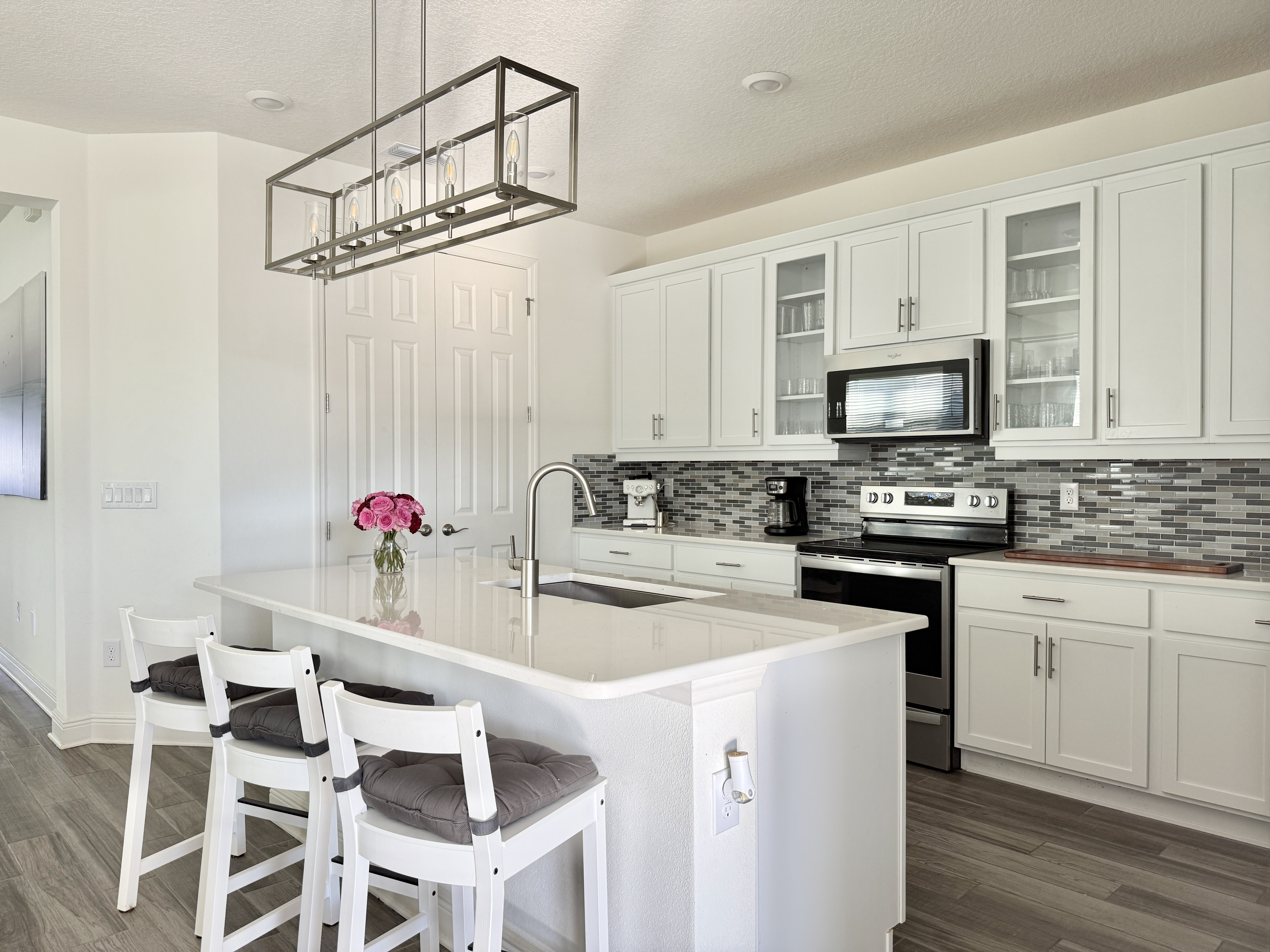 Seffner, Florida, 33584, United States, 4 Bedrooms Bedrooms, ,3 BathroomsBathrooms,Residential,For Sale,1979664