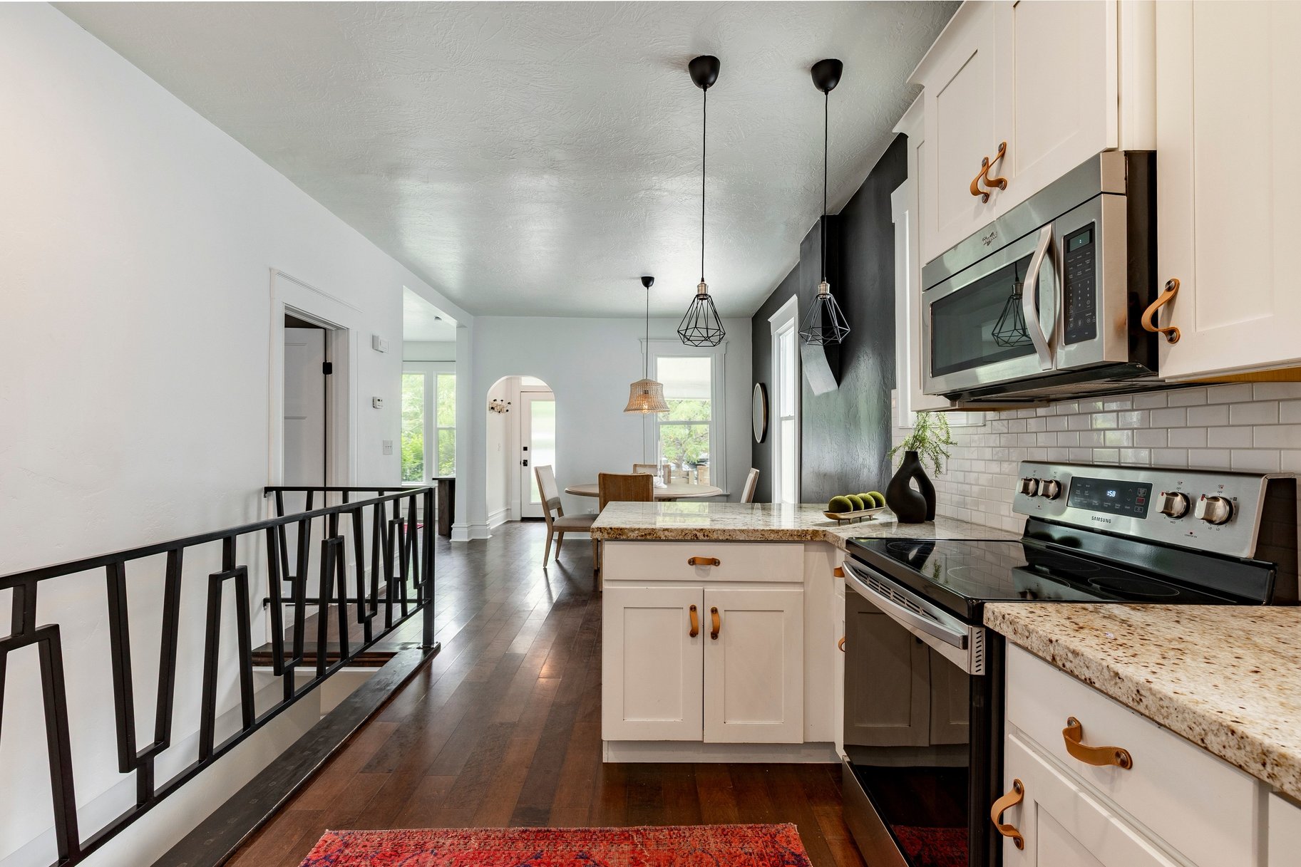  Central 9th Victorian & Accessory Dwelling Unit with Short- Term Rental Zoning - 物件實景