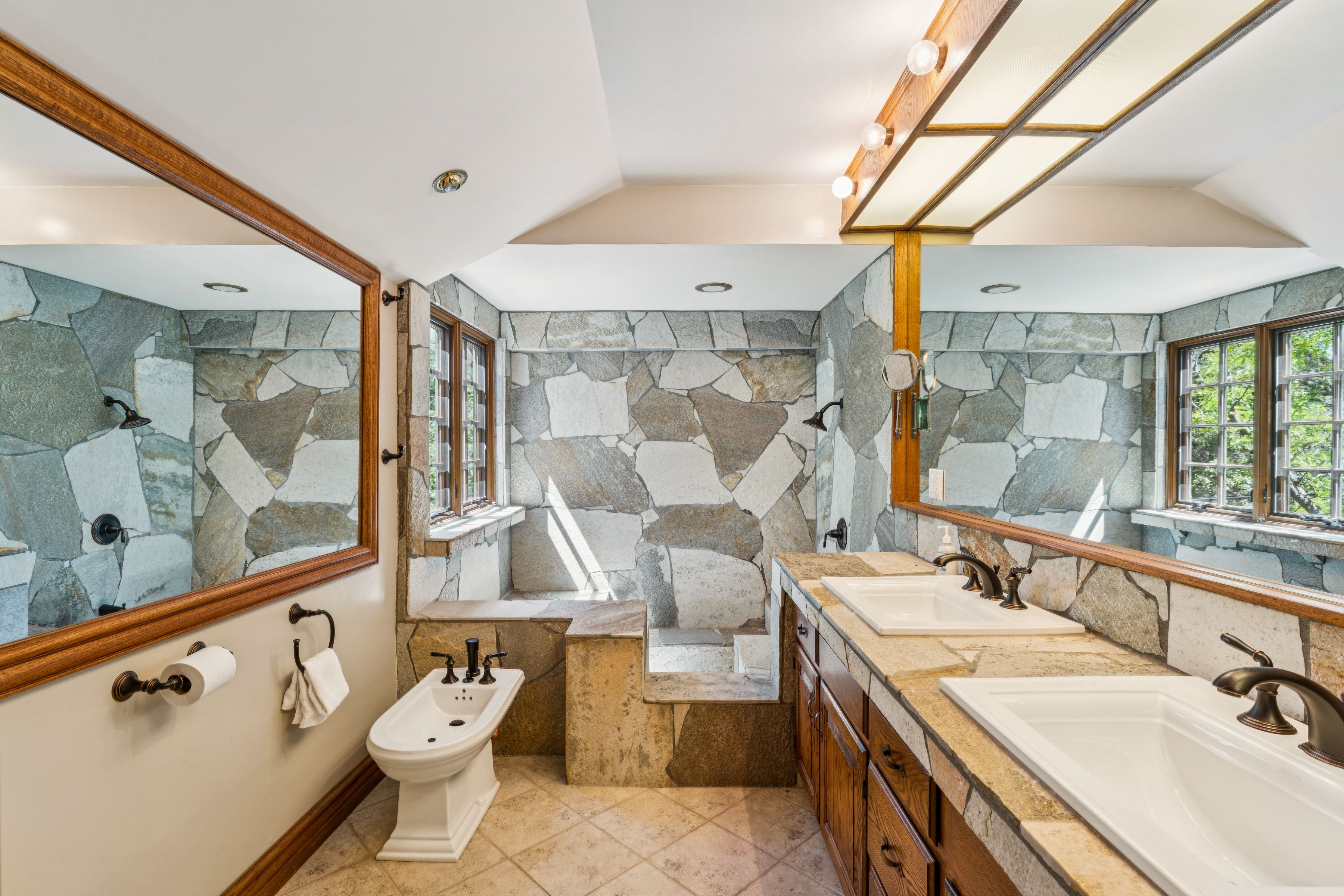  28476 North Shore Road, Lake Arrowhead, CA 92352 - 物件實景