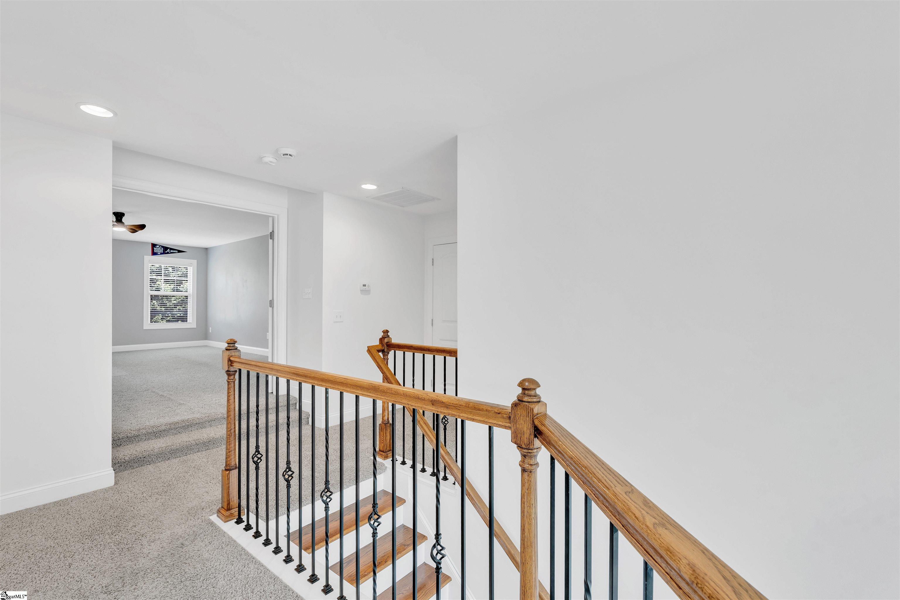Greenville, South Carolina, 29615, United States, 5 Bedrooms Bedrooms, ,4 BathroomsBathrooms,Residential,For Sale,1827881