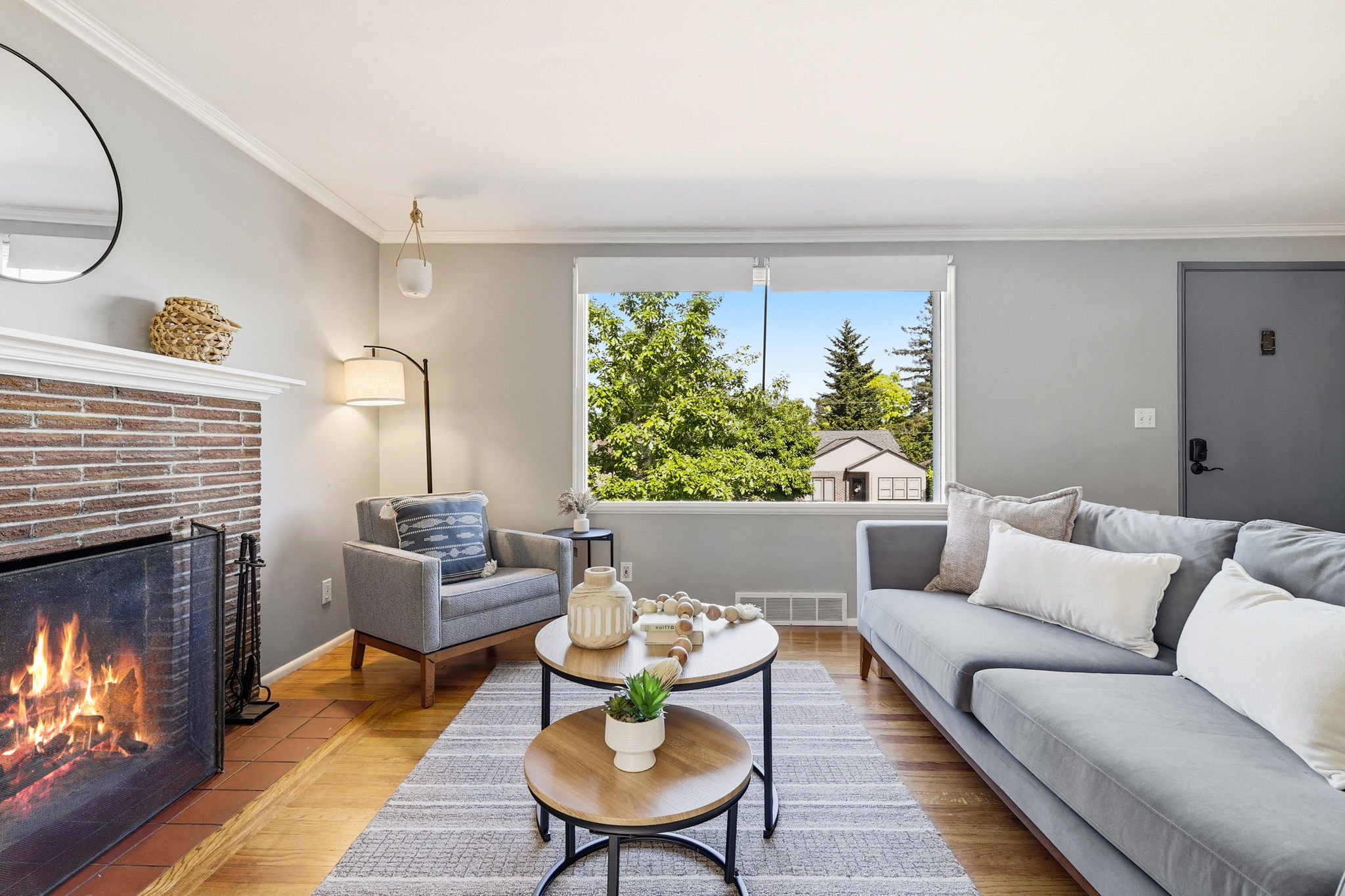  8257 Interlake Ave N, Seattle, WA 98103 - 物件實景