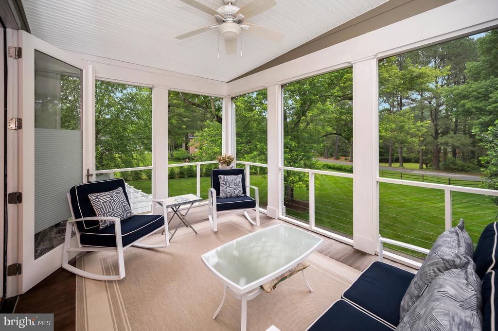 Fredericksburg, Virginia, 22405, United States, 5 Bedrooms Bedrooms, ,5 BathroomsBathrooms,Residential,For Sale,1825163