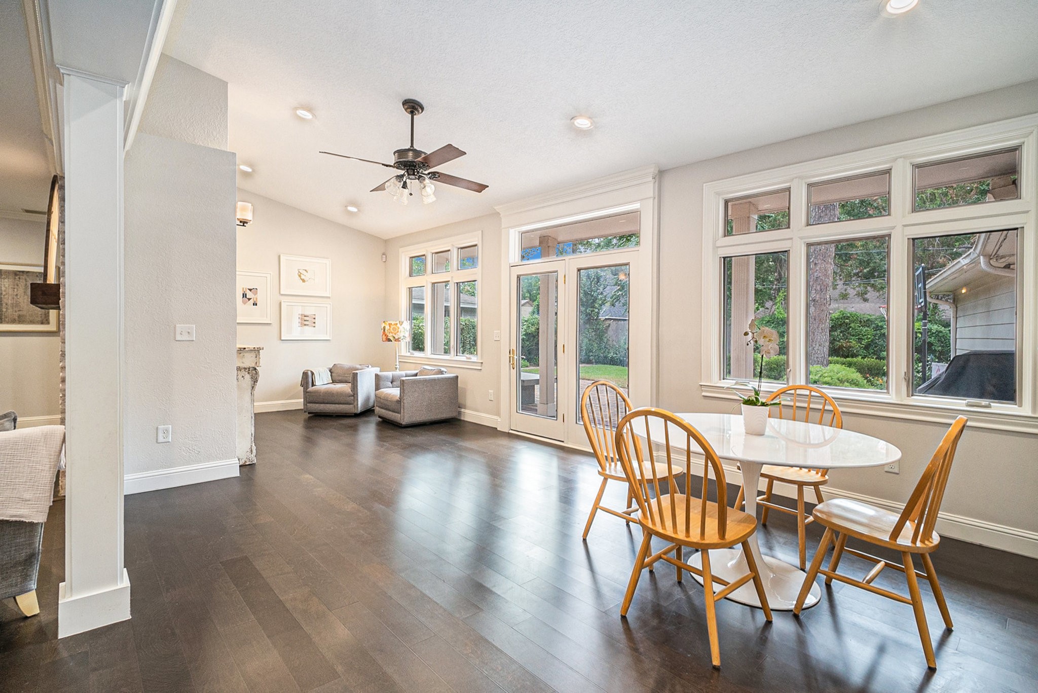 Houston, Texas, 77079, United States, 5 Bedrooms Bedrooms, ,3 BathroomsBathrooms,Residential,For Sale,1968834