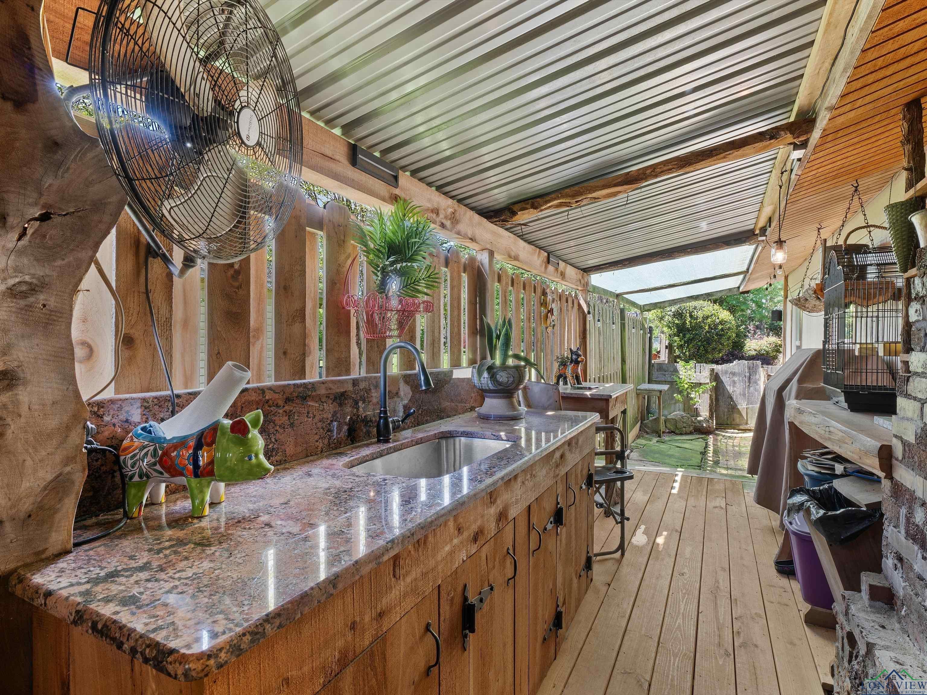 Karnack, Texas, 75661, United States, 3 Bedrooms Bedrooms, ,3 BathroomsBathrooms,Residential,For Sale,1975449