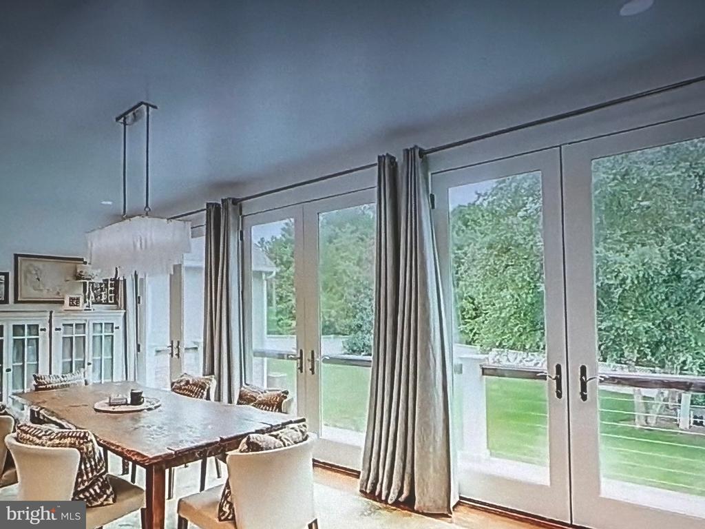 Fredericksburg, Virginia, 22405, United States, 5 Bedrooms Bedrooms, ,5 BathroomsBathrooms,Residential,For Sale,1825163