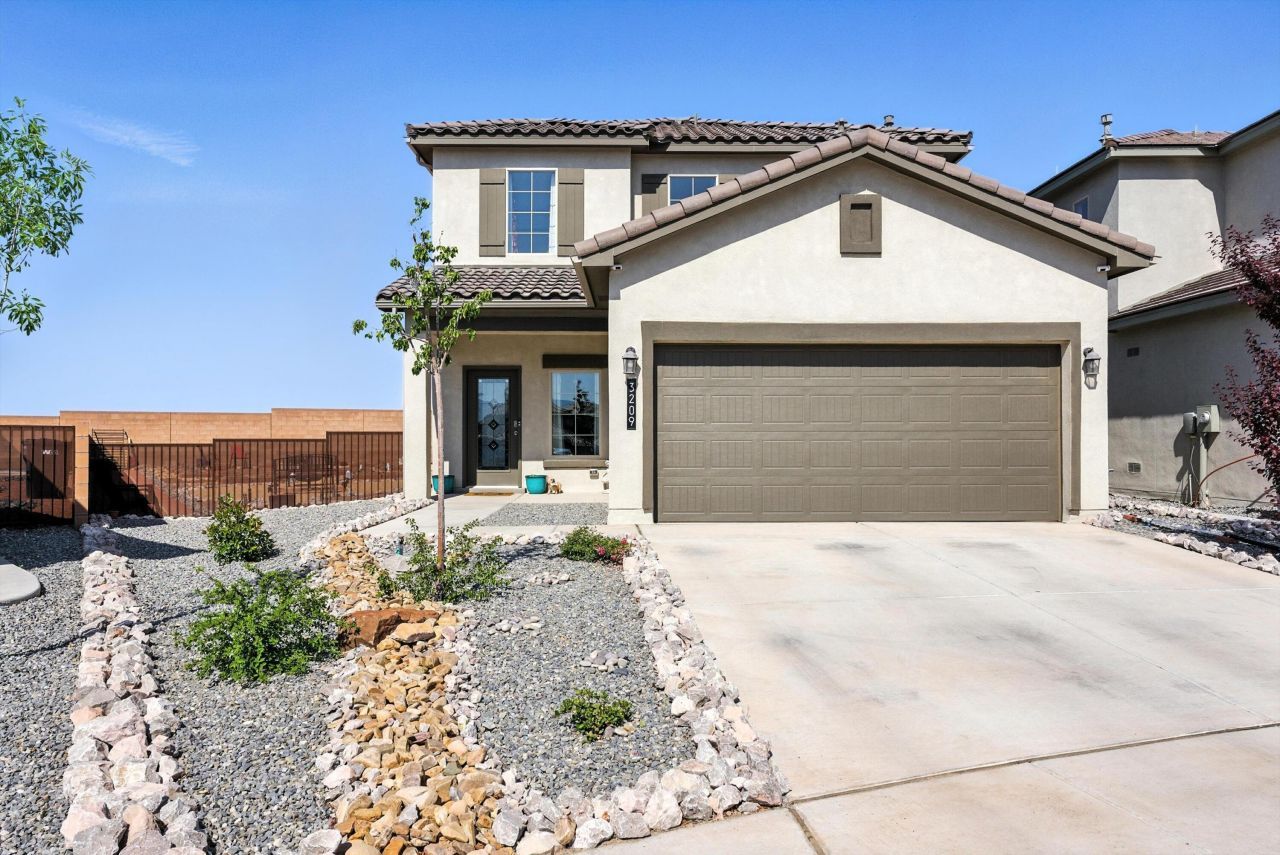 Rio Rancho, New Mexico, 87124, United States, 4 Bedrooms Bedrooms, ,3 BathroomsBathrooms,Residential,For Sale,1868349