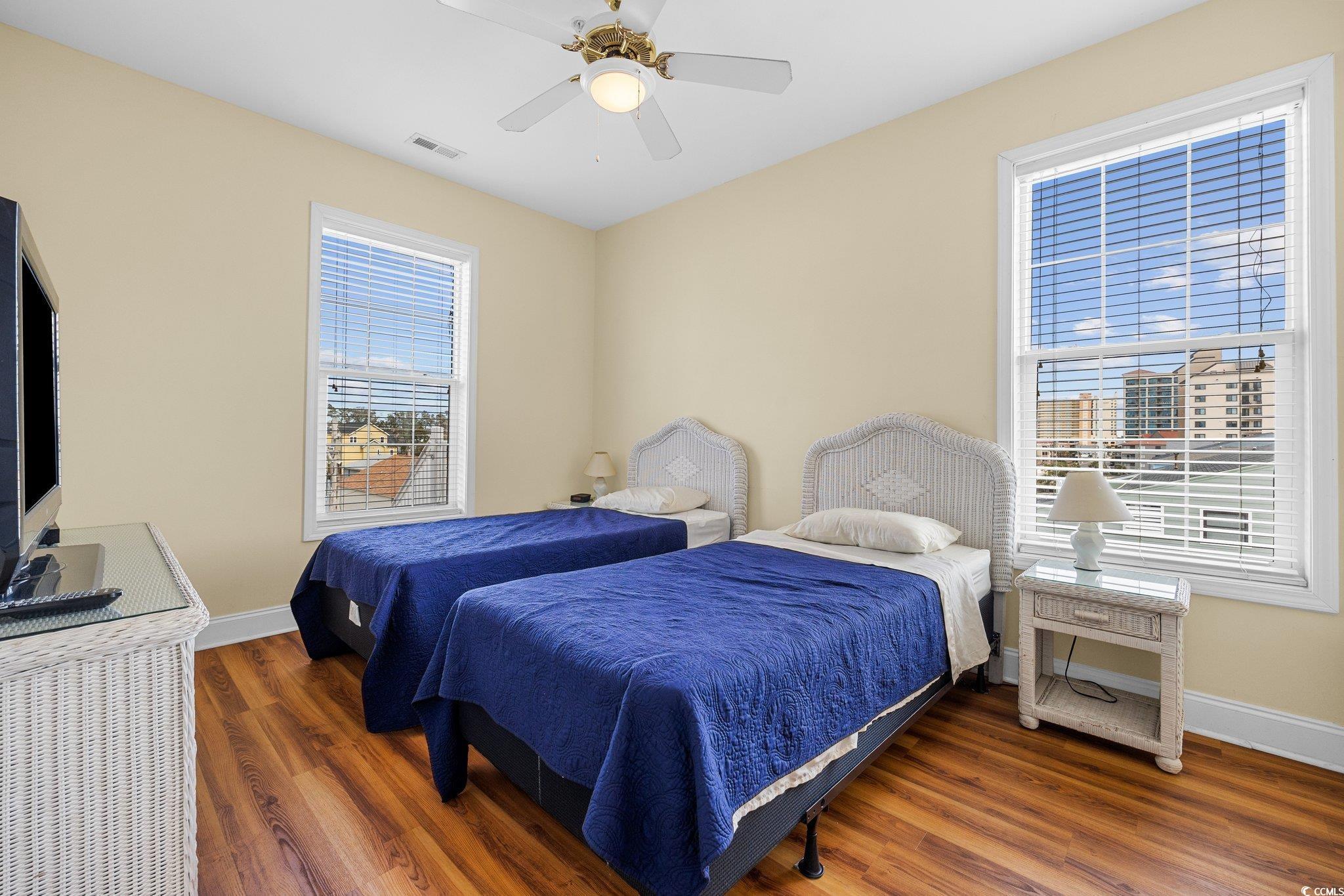 North Myrtle Beach, South Carolina, 29582, United States, 6 Bedrooms Bedrooms, ,5 BathroomsBathrooms,Residential,For Sale,1981254