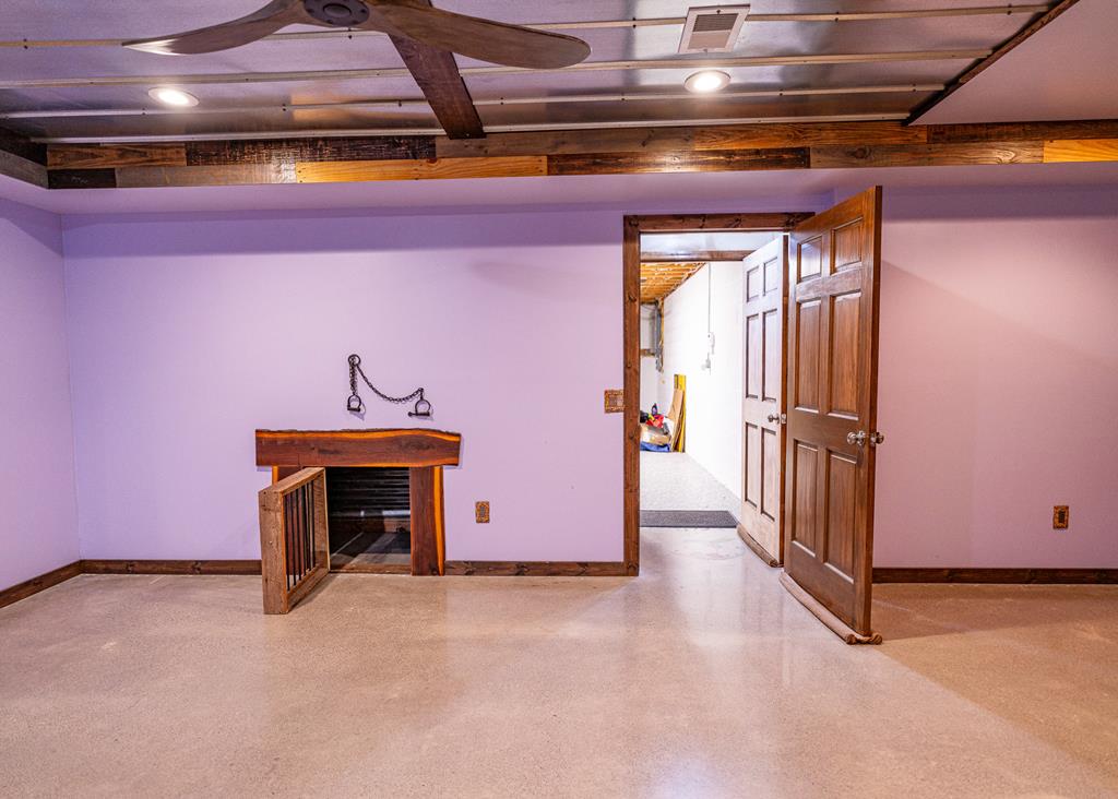 Reliance, Tennessee, 37369, United States, 3 Bedrooms Bedrooms, ,2 BathroomsBathrooms,Residential,For Sale,1985827